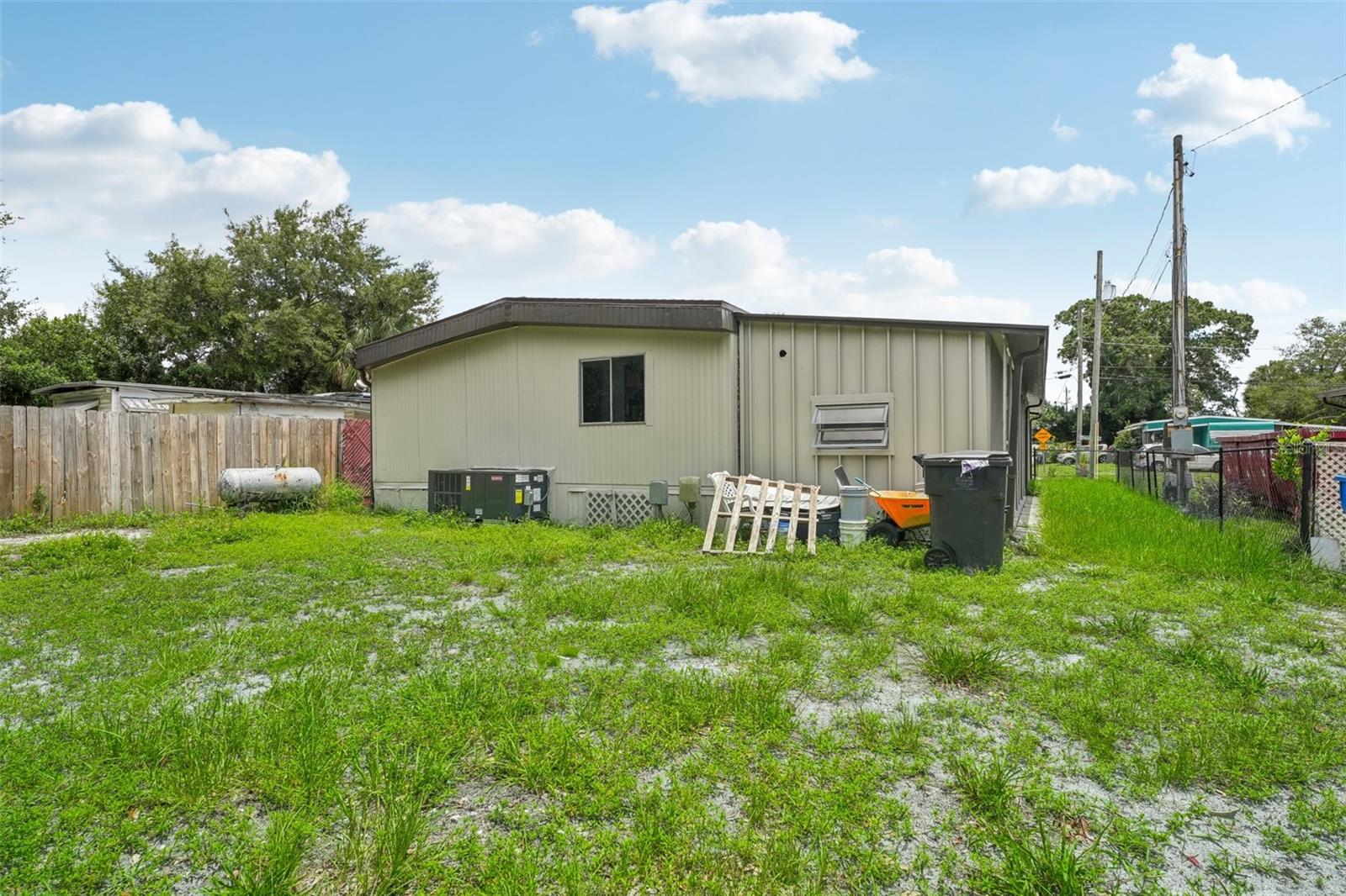 5814 MIDDLESEX DR, TAMPA, FL, 33615