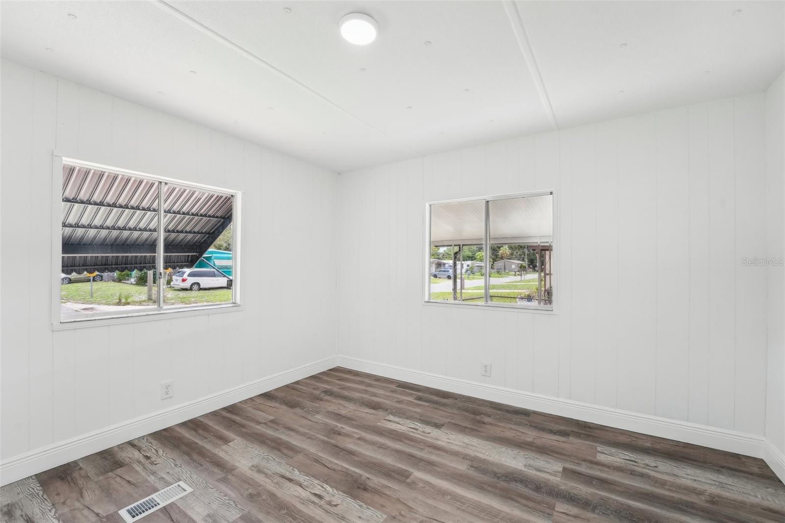 5814 MIDDLESEX DR, TAMPA, FL, 33615