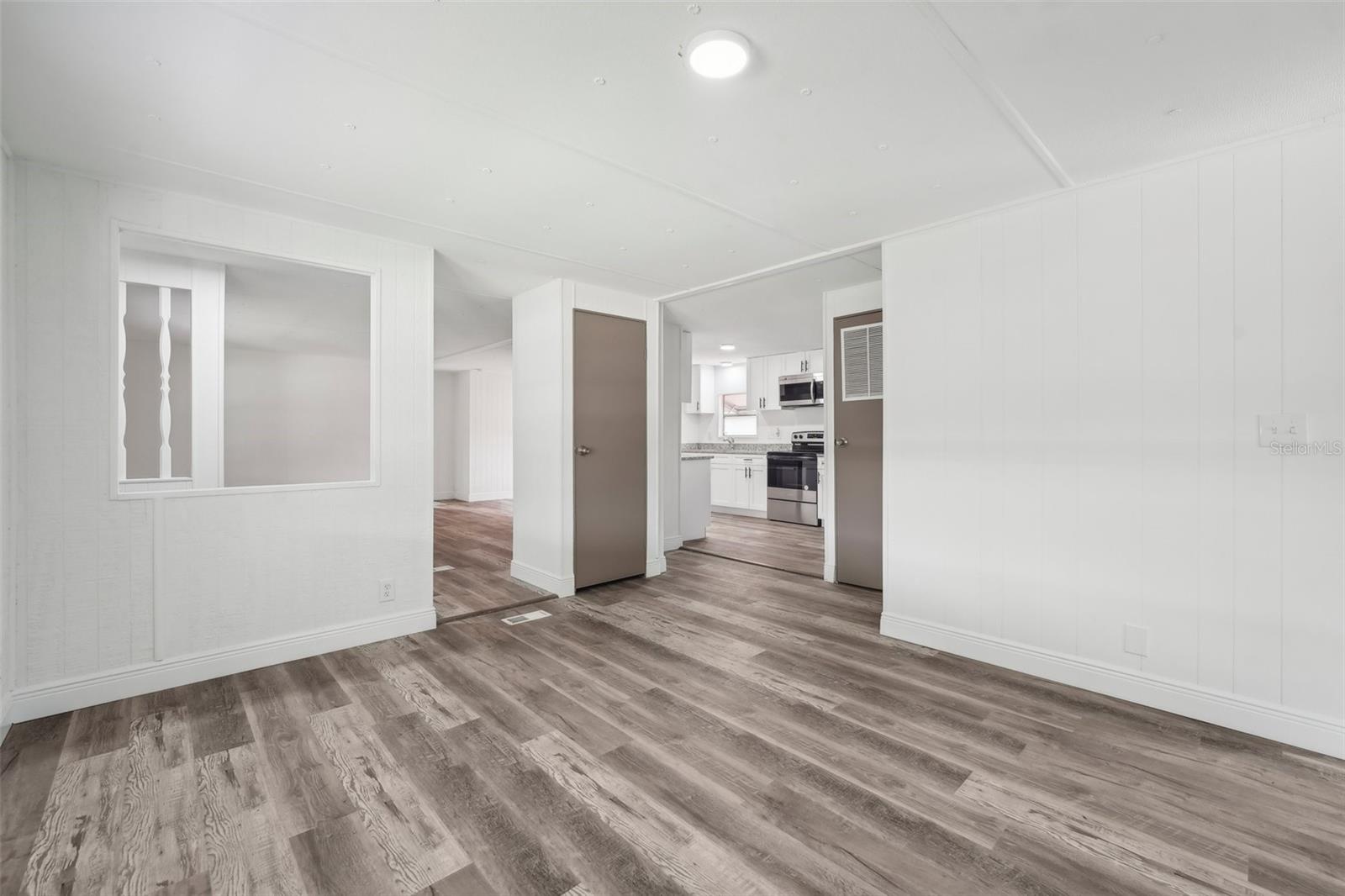 5814 MIDDLESEX DR, TAMPA, FL, 33615