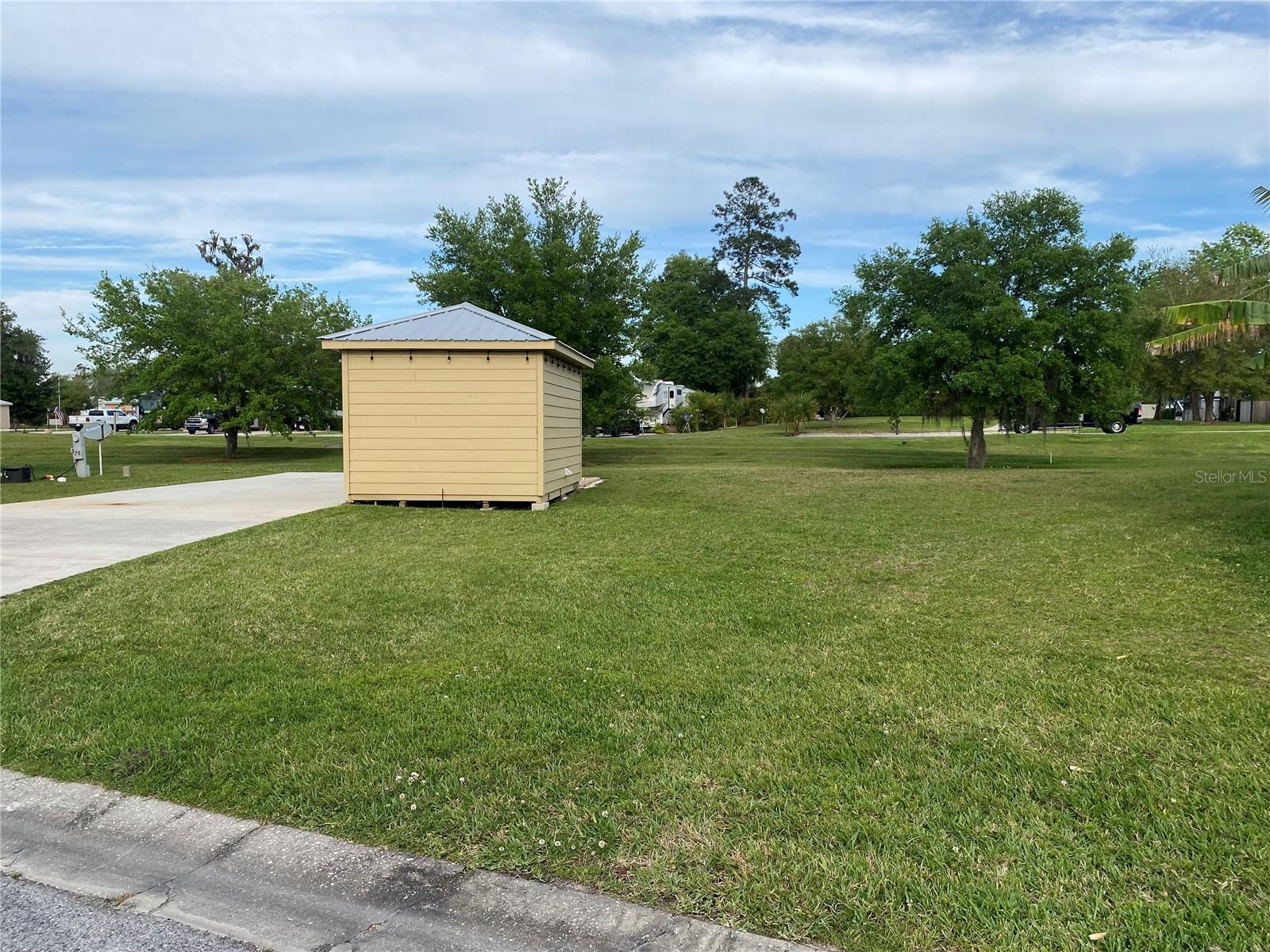 10284 NE 28TH LOOP, SILVER SPRINGS, FL, 34488