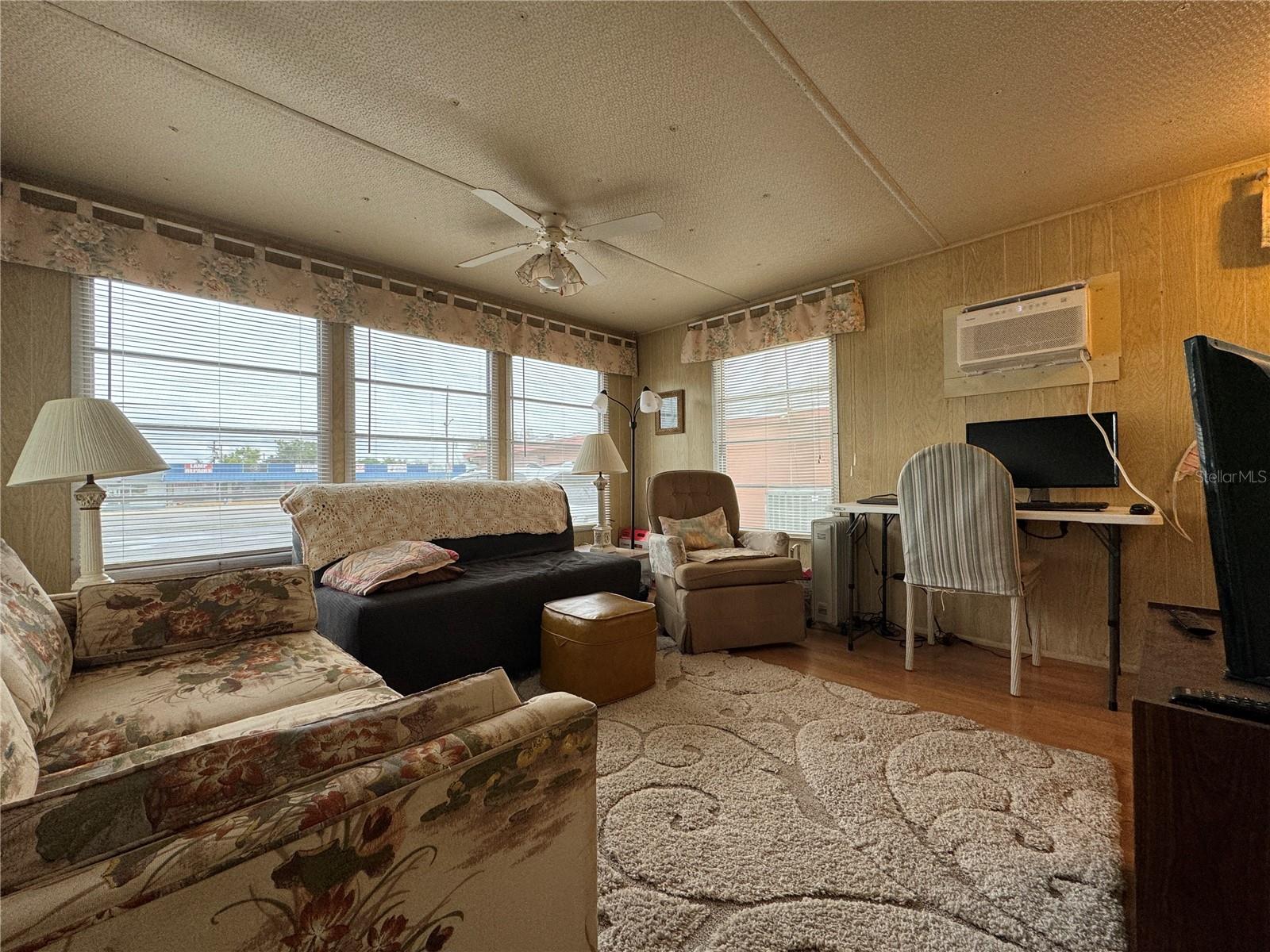 12674 SEMINOLE BLVD #M1, LARGO, FL, 33778