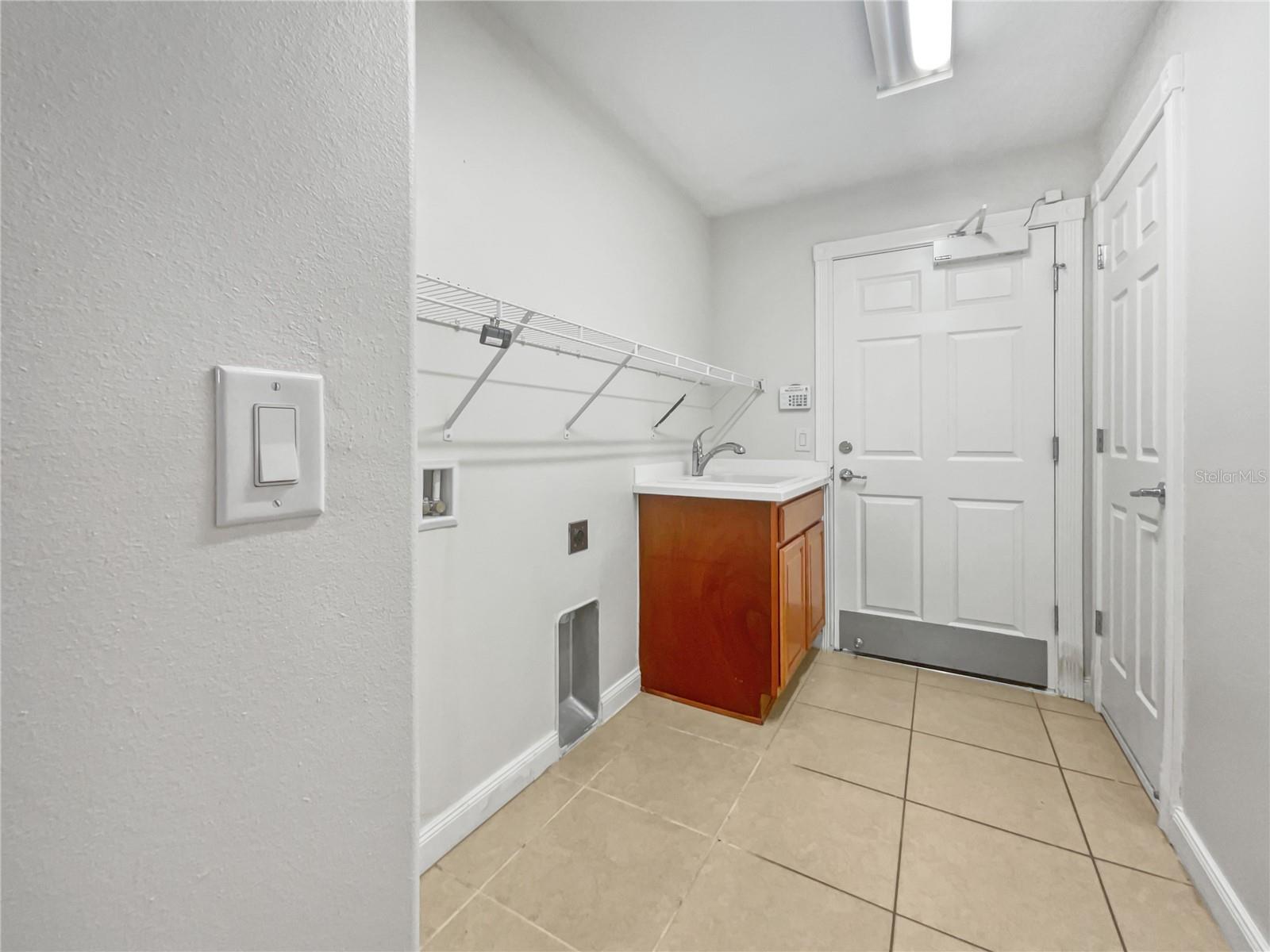 5902 GUARINO DR, SARASOTA, FL, 34238