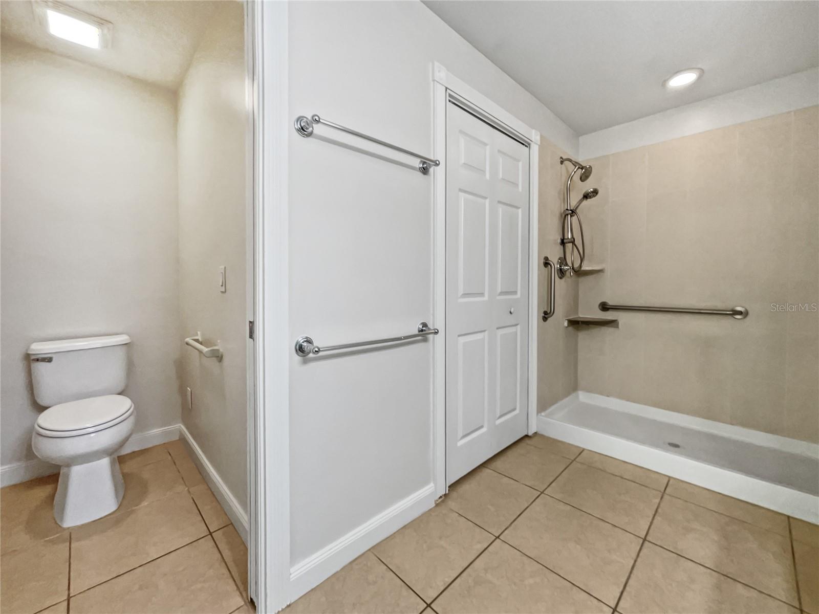 5902 GUARINO DR, SARASOTA, FL, 34238