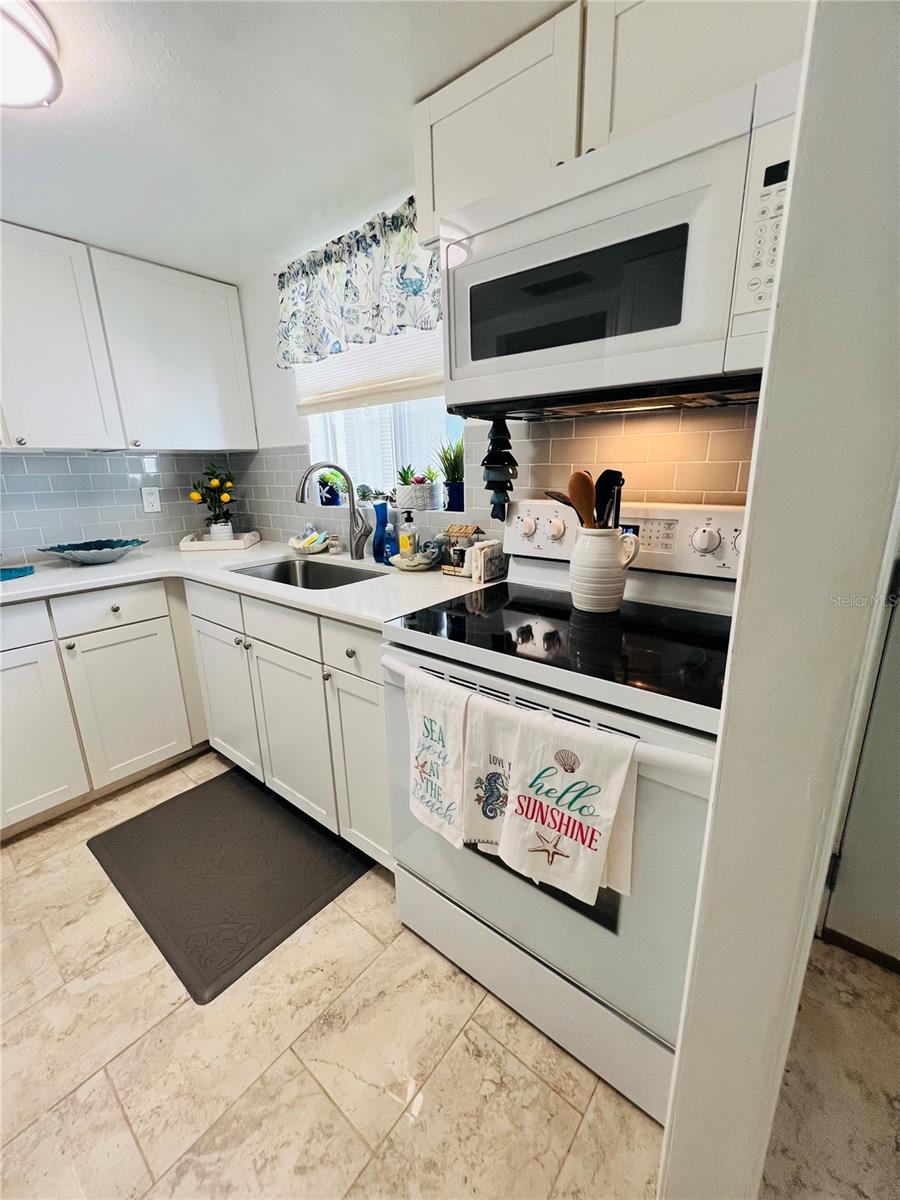 1803 FLAMINGO BLVD #O2, BRADENTON, FL, 34207