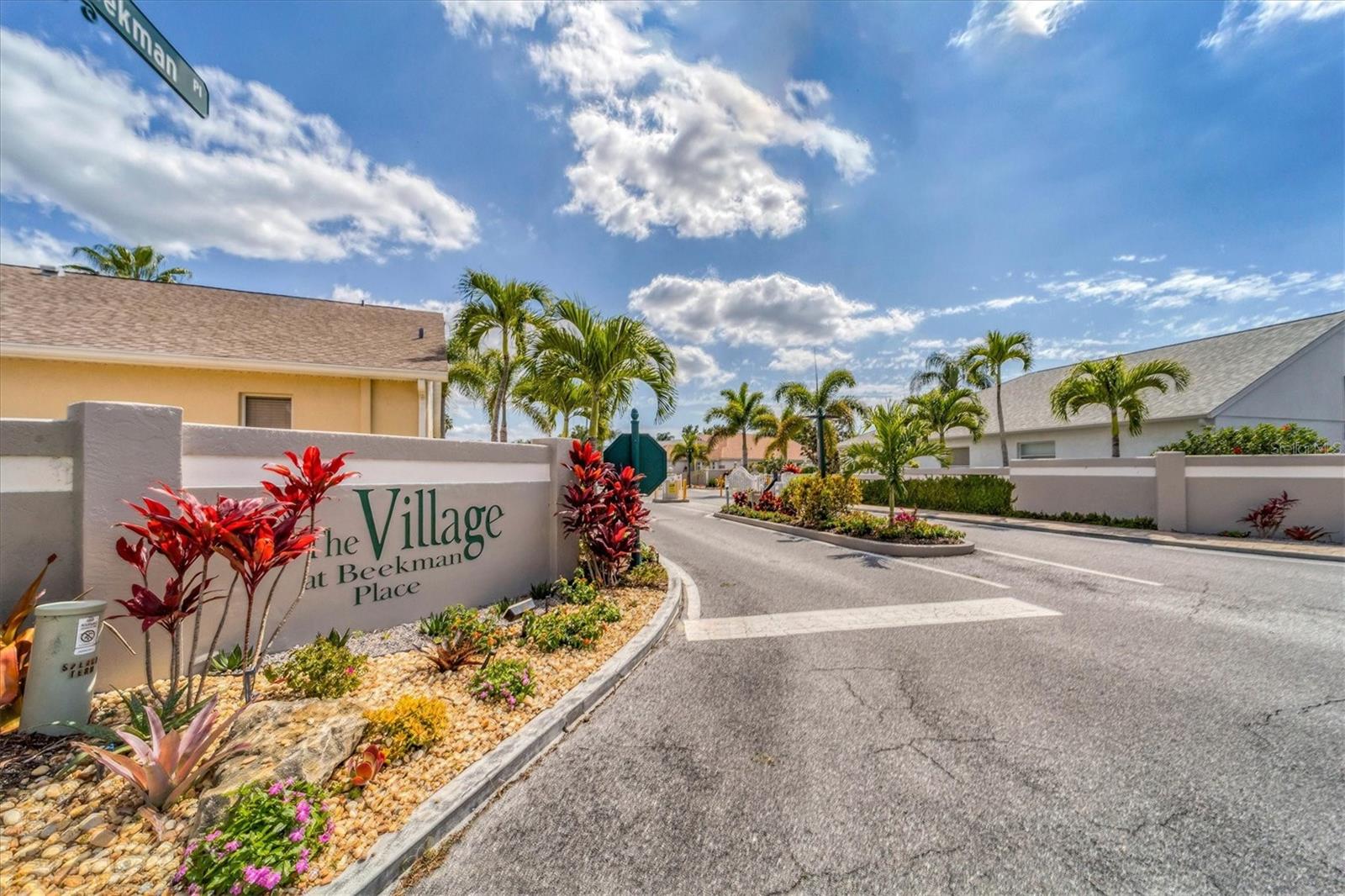 3449 YONGE AVE, SARASOTA, FL, 34235