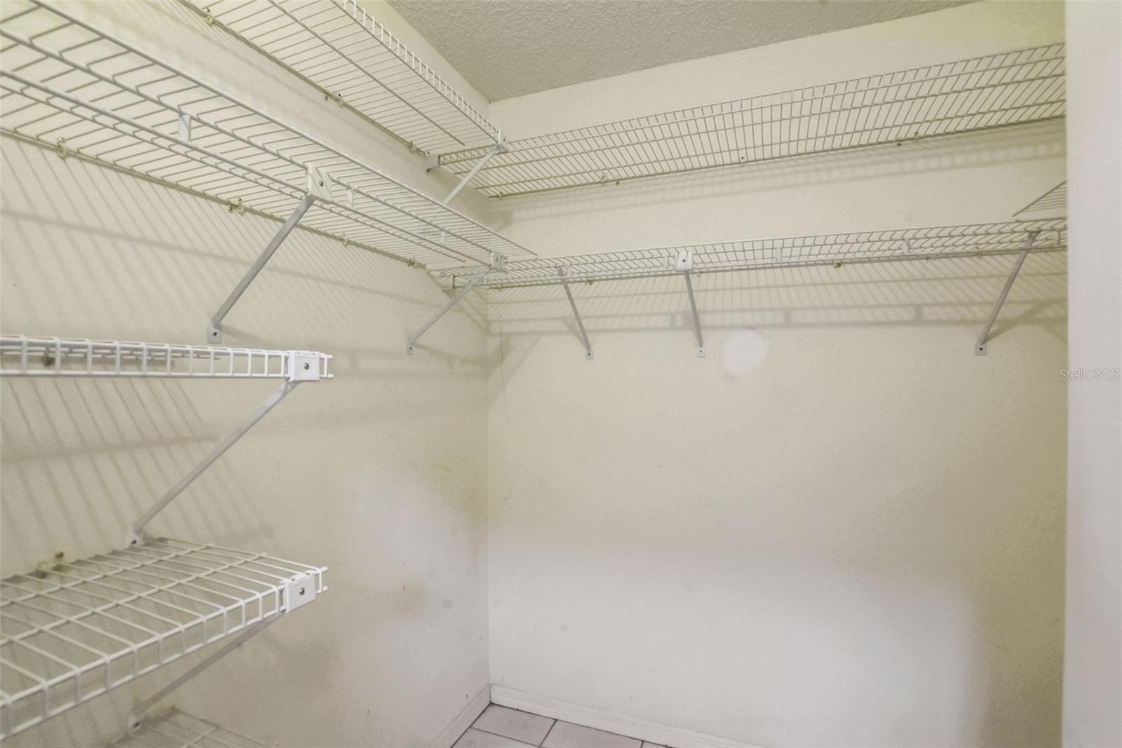 2329 LANCASTER DR, SUN CITY CENTER, FL, 33573