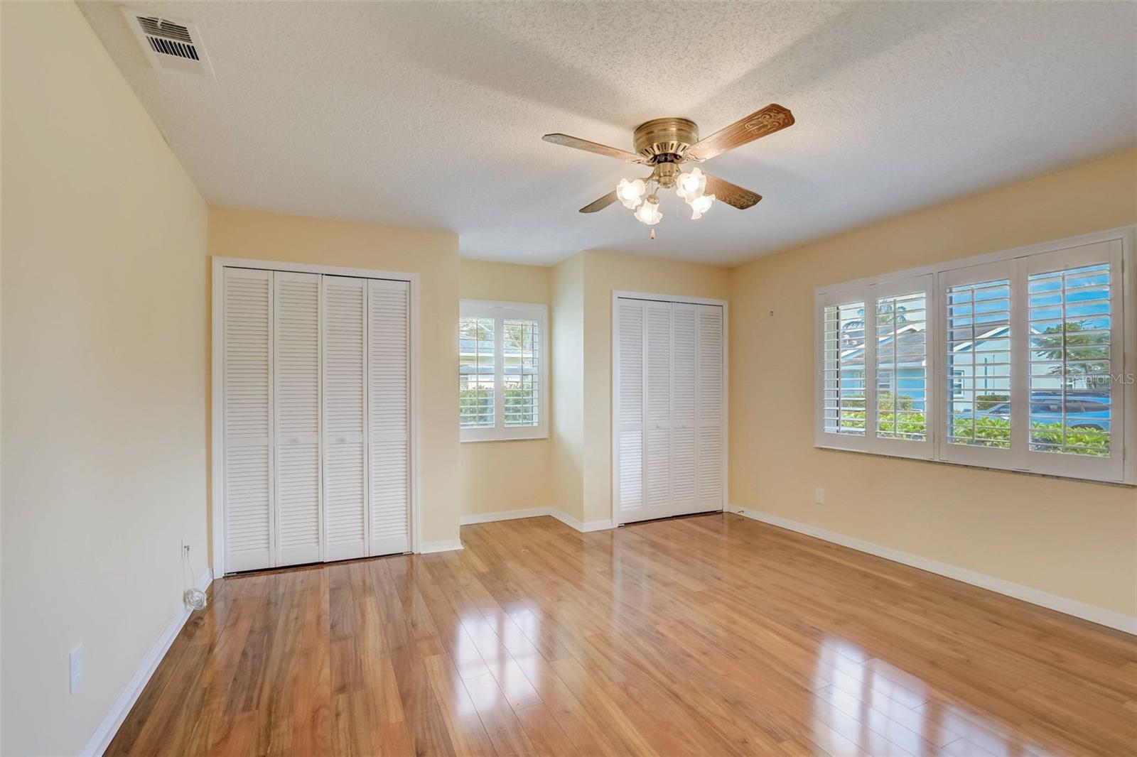 2329 LANCASTER DR, SUN CITY CENTER, FL, 33573