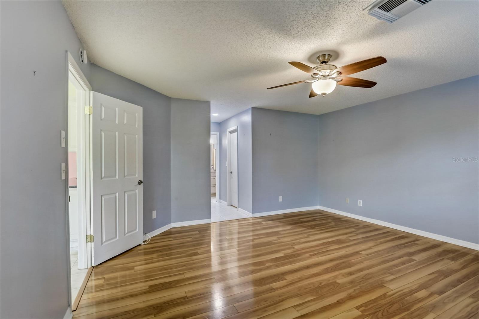 2329 LANCASTER DR, SUN CITY CENTER, FL, 33573