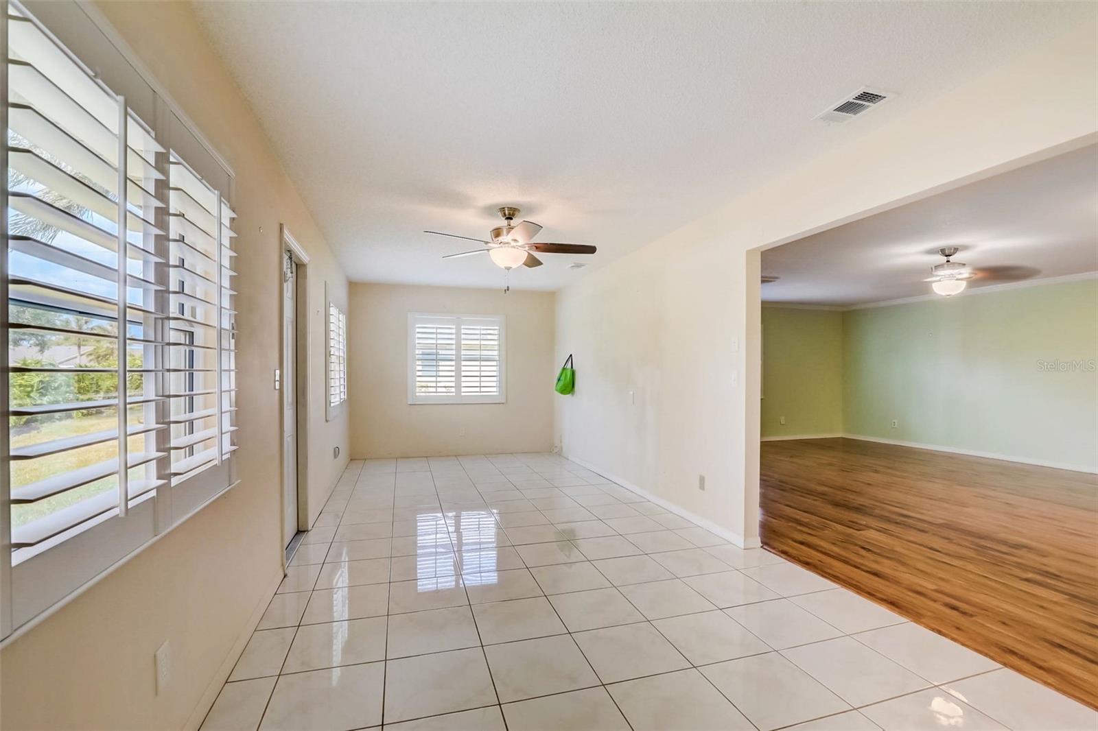 2329 LANCASTER DR, SUN CITY CENTER, FL, 33573