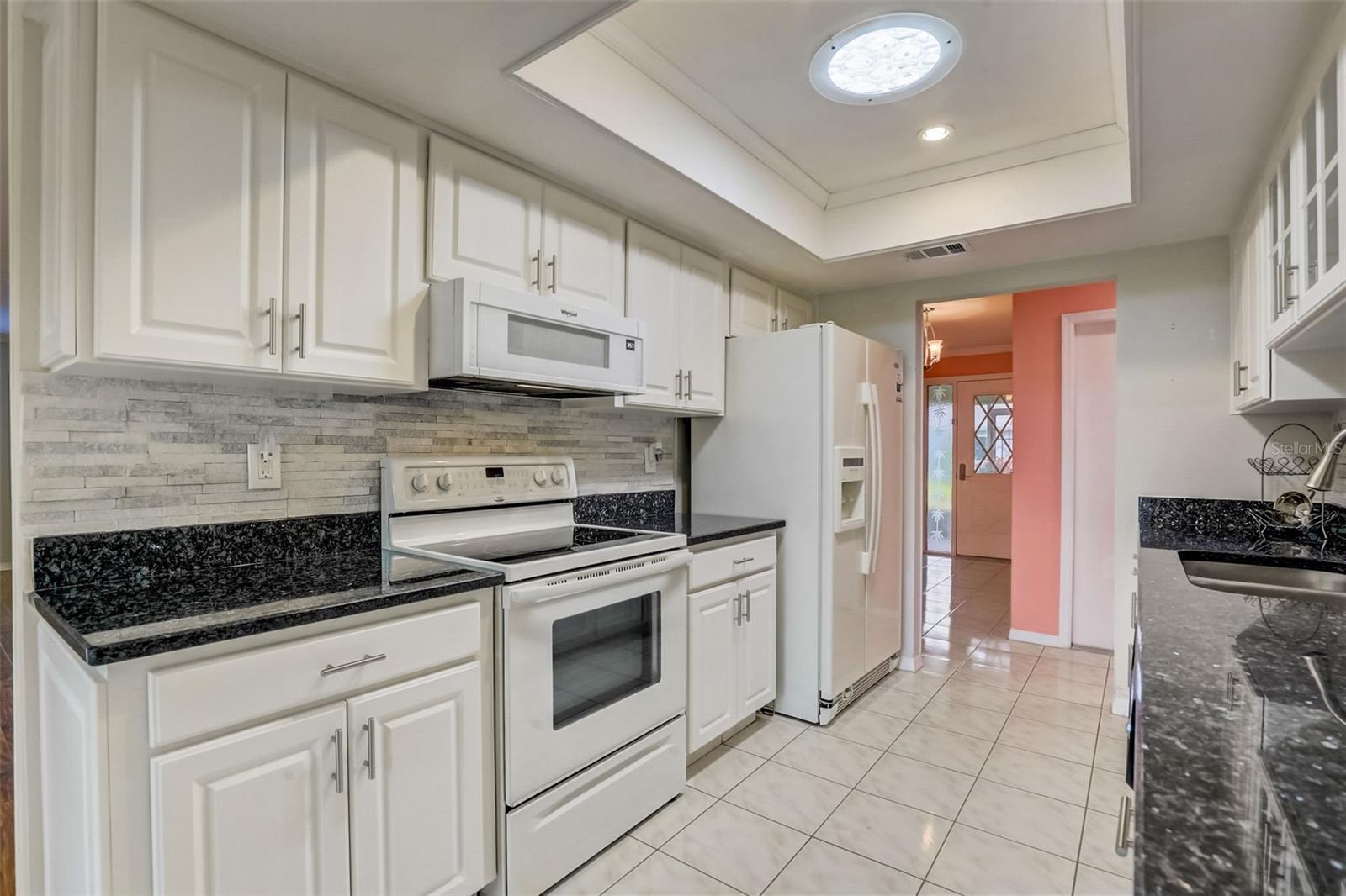 2329 LANCASTER DR, SUN CITY CENTER, FL, 33573