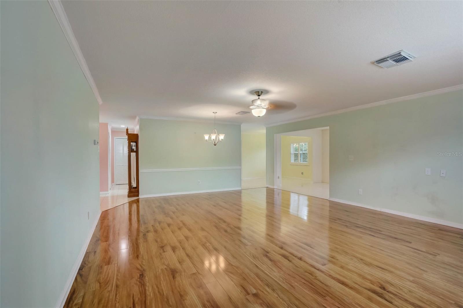 2329 LANCASTER DR, SUN CITY CENTER, FL, 33573
