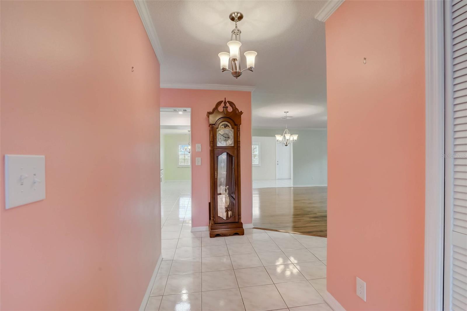2329 LANCASTER DR, SUN CITY CENTER, FL, 33573