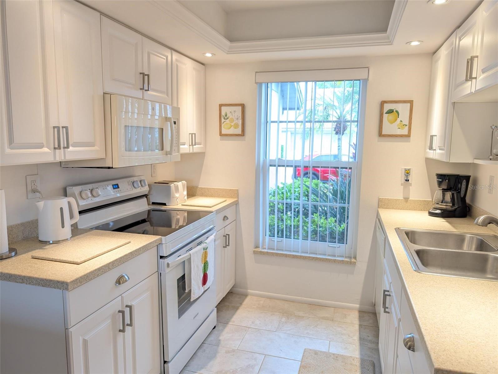 5377 CRESTLAKE BLVD #69, SARASOTA, FL, 34233