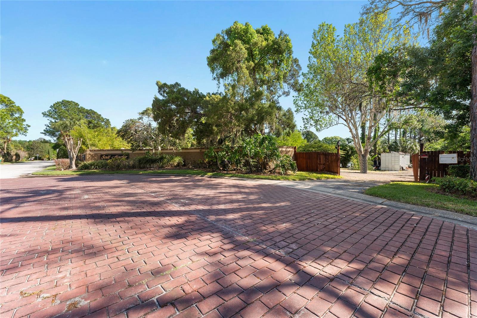 1014 N JASMINE AVE, TARPON SPRINGS, FL, 34689