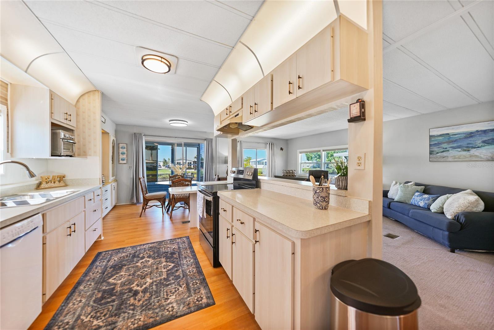 542 TAMPICO DR, NORTH PORT, FL, 34287