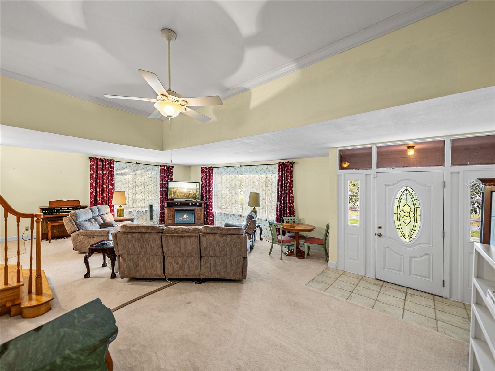 102 S LAKESHORE BLVD, LAKE WALES, FL, 33853