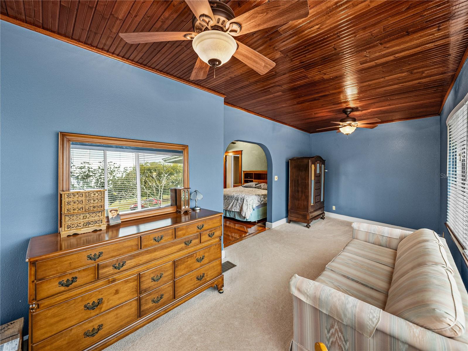 102 S LAKESHORE BLVD, LAKE WALES, FL, 33853