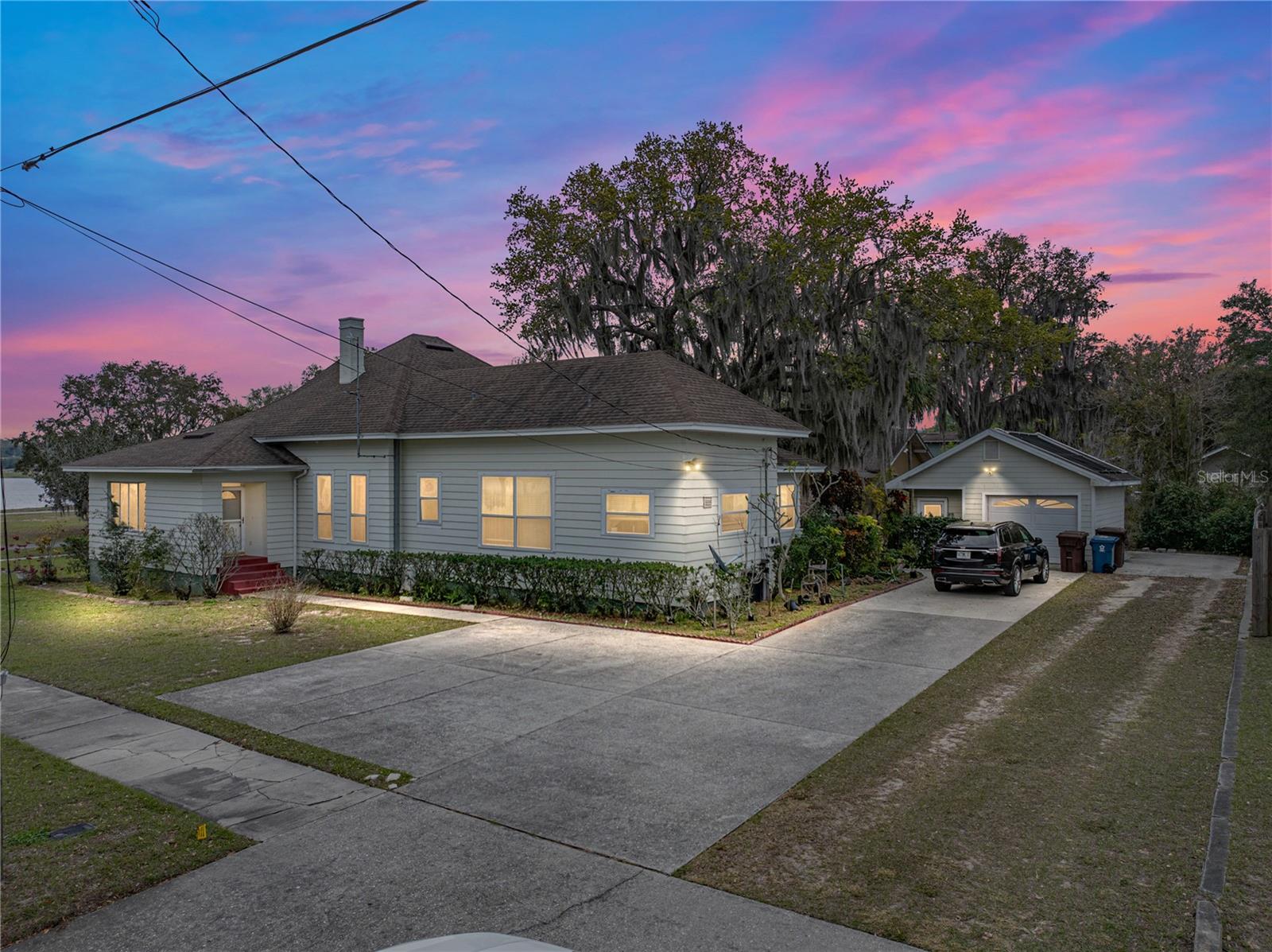 102 S LAKESHORE BLVD, LAKE WALES, FL, 33853