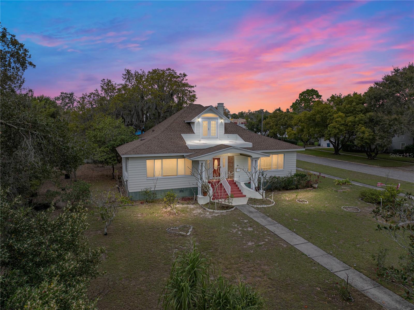 102 S LAKESHORE BLVD, LAKE WALES, FL, 33853