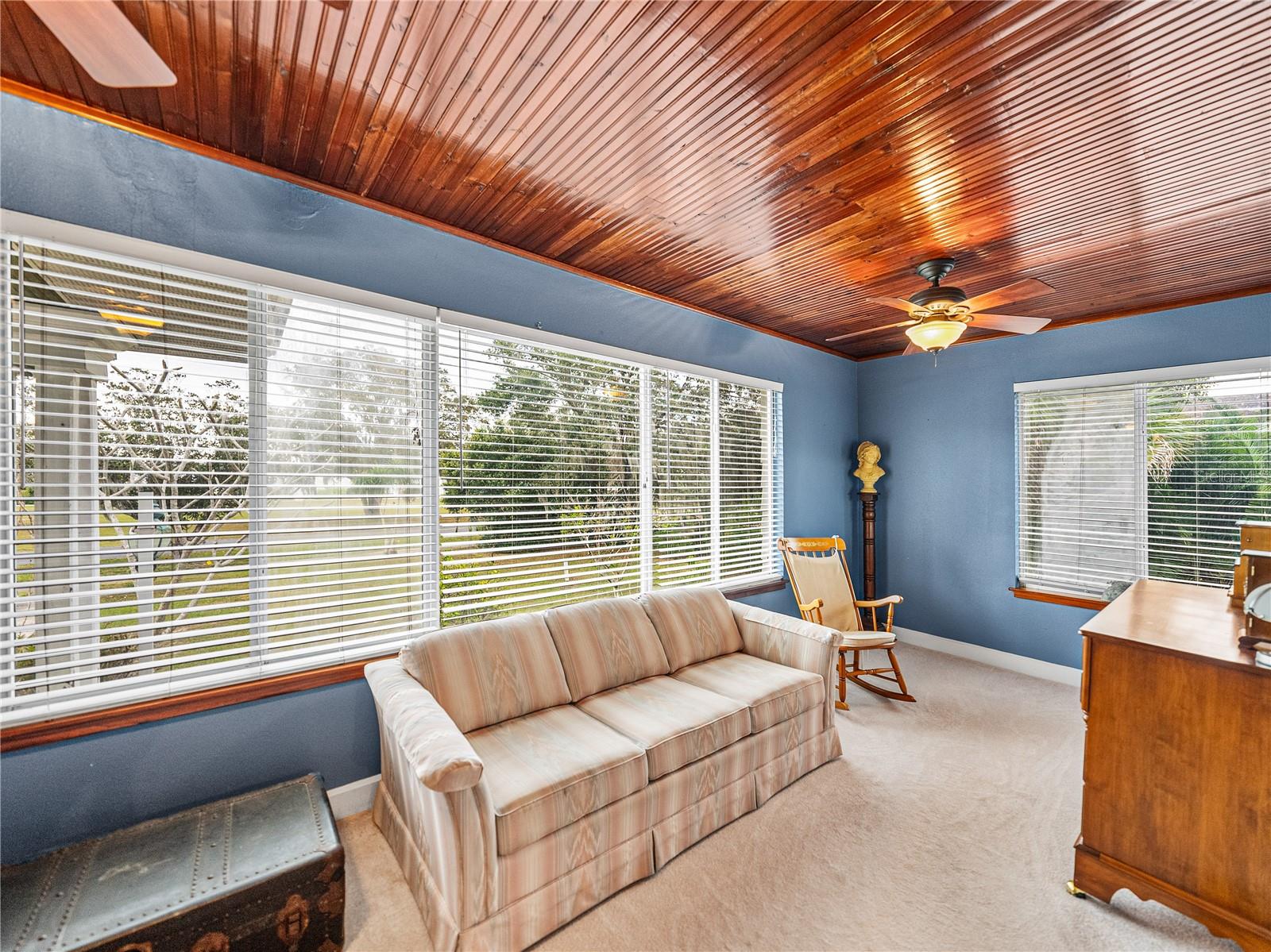 102 S LAKESHORE BLVD, LAKE WALES, FL, 33853