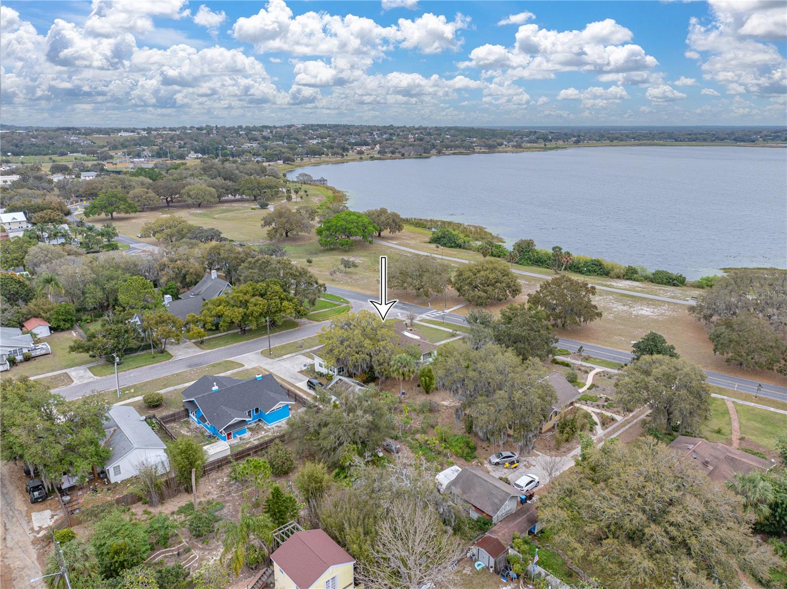 102 S LAKESHORE BLVD, LAKE WALES, FL, 33853