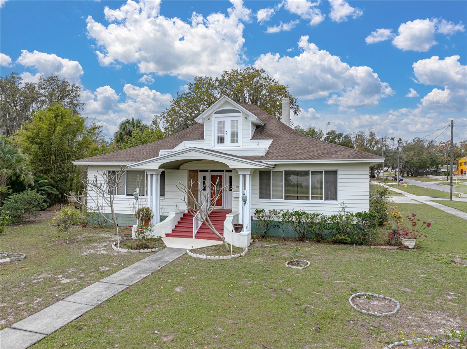 102 S LAKESHORE BLVD, LAKE WALES, FL, 33853