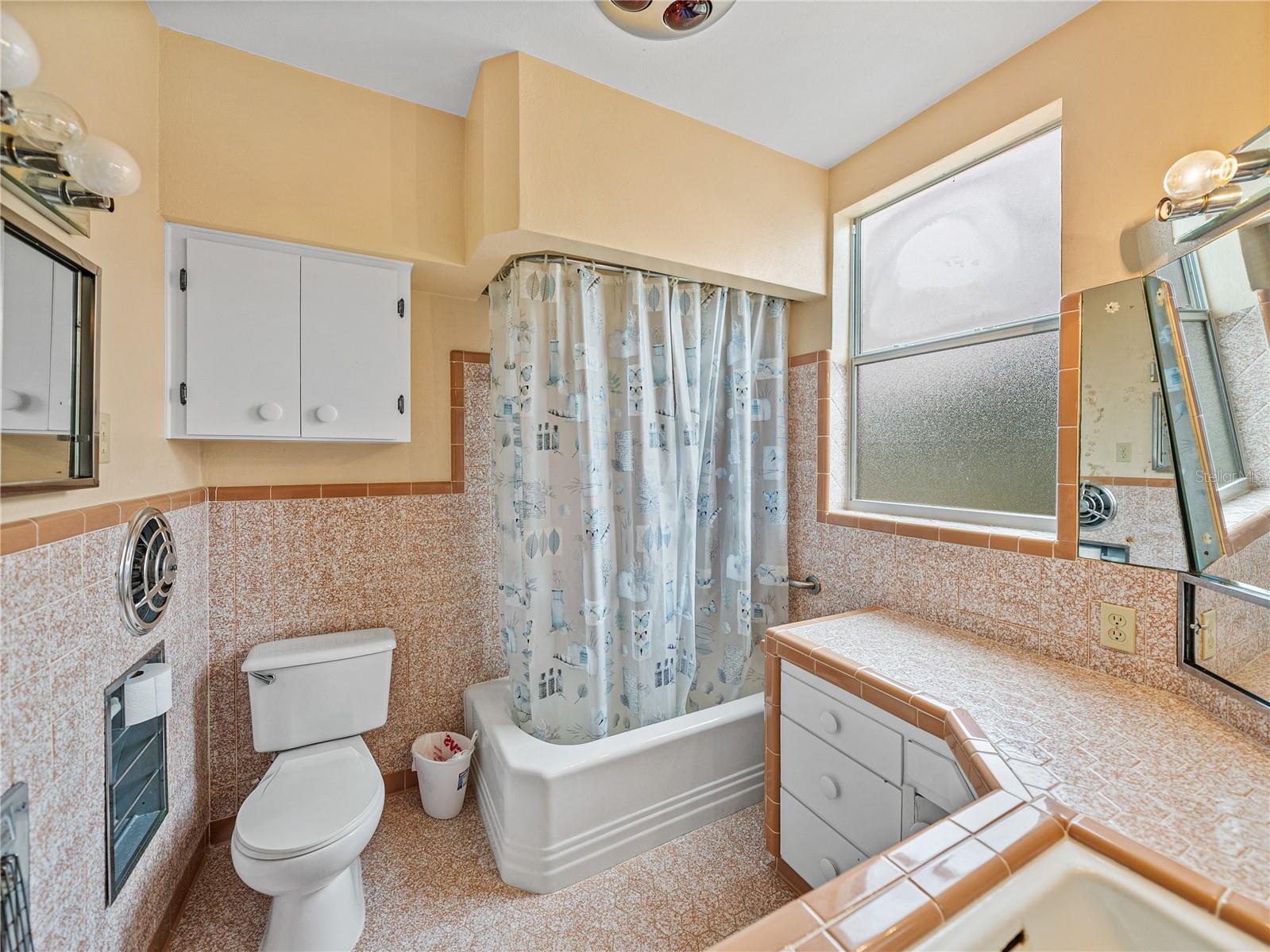 102 S LAKESHORE BLVD, LAKE WALES, FL, 33853