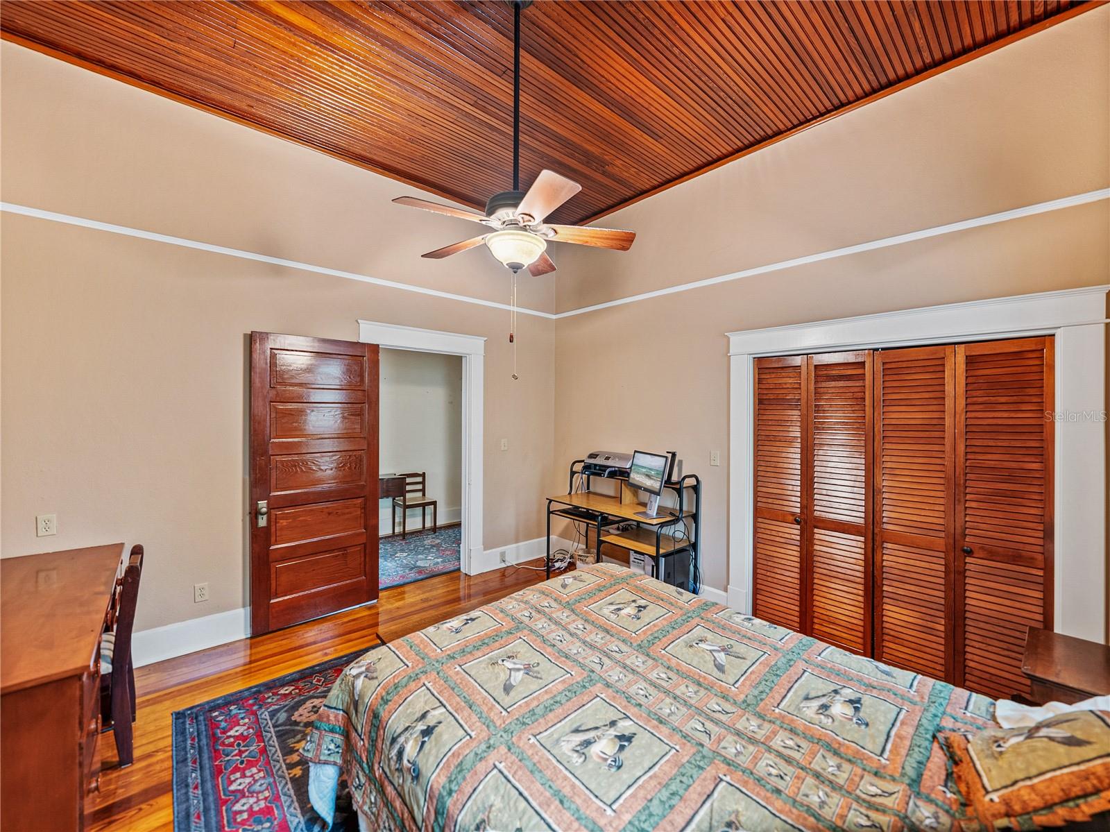 102 S LAKESHORE BLVD, LAKE WALES, FL, 33853