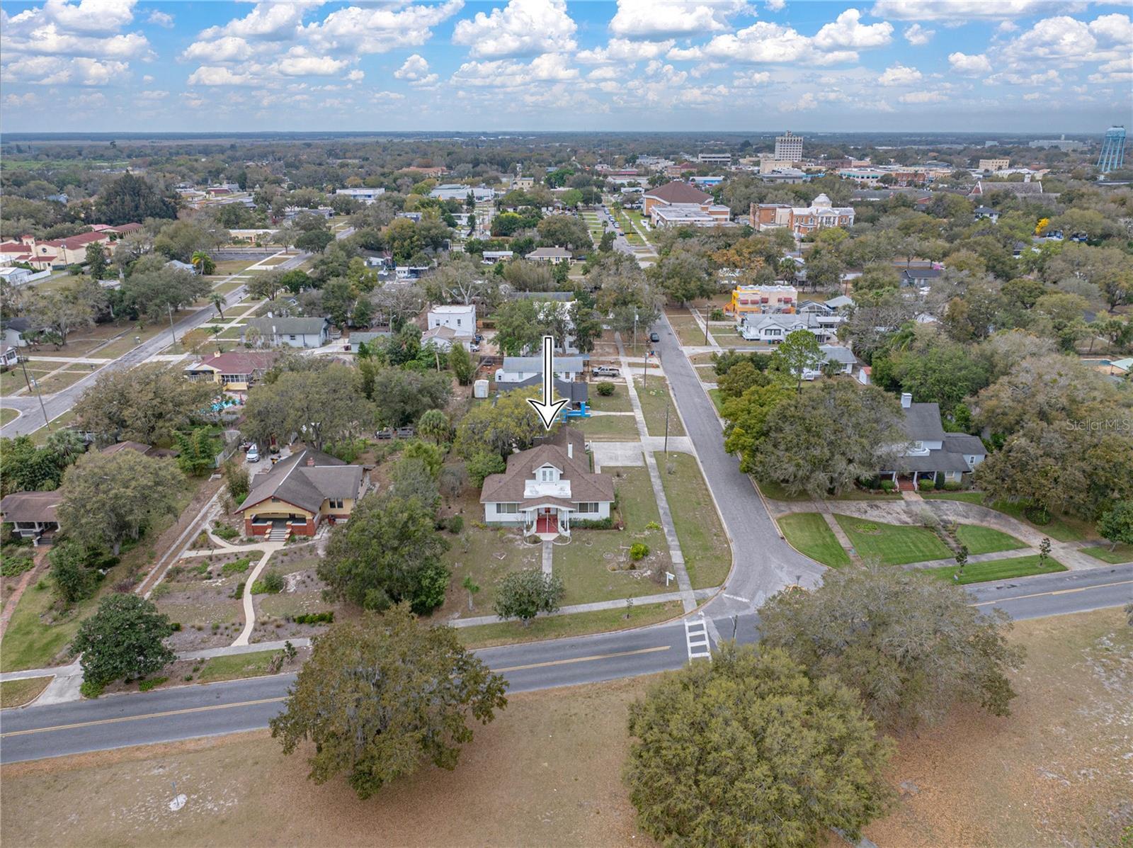 102 S LAKESHORE BLVD, LAKE WALES, FL, 33853