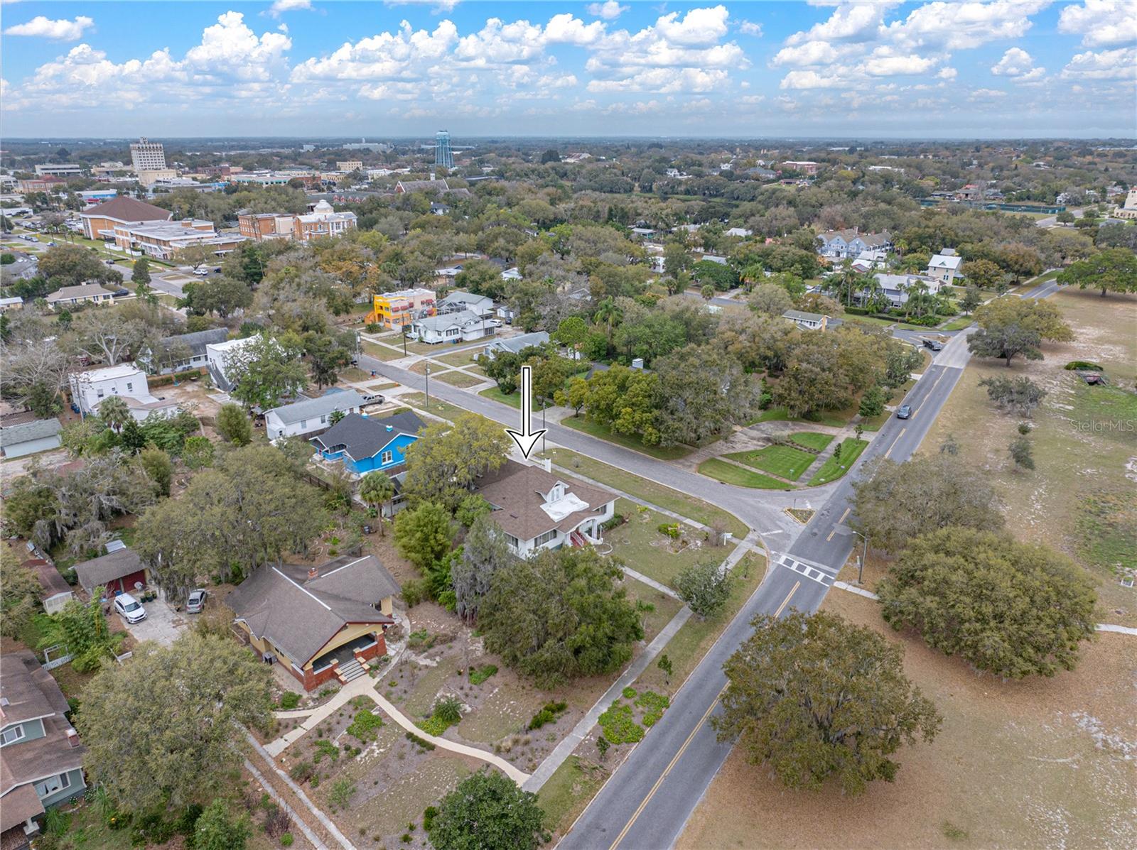 102 S LAKESHORE BLVD, LAKE WALES, FL, 33853