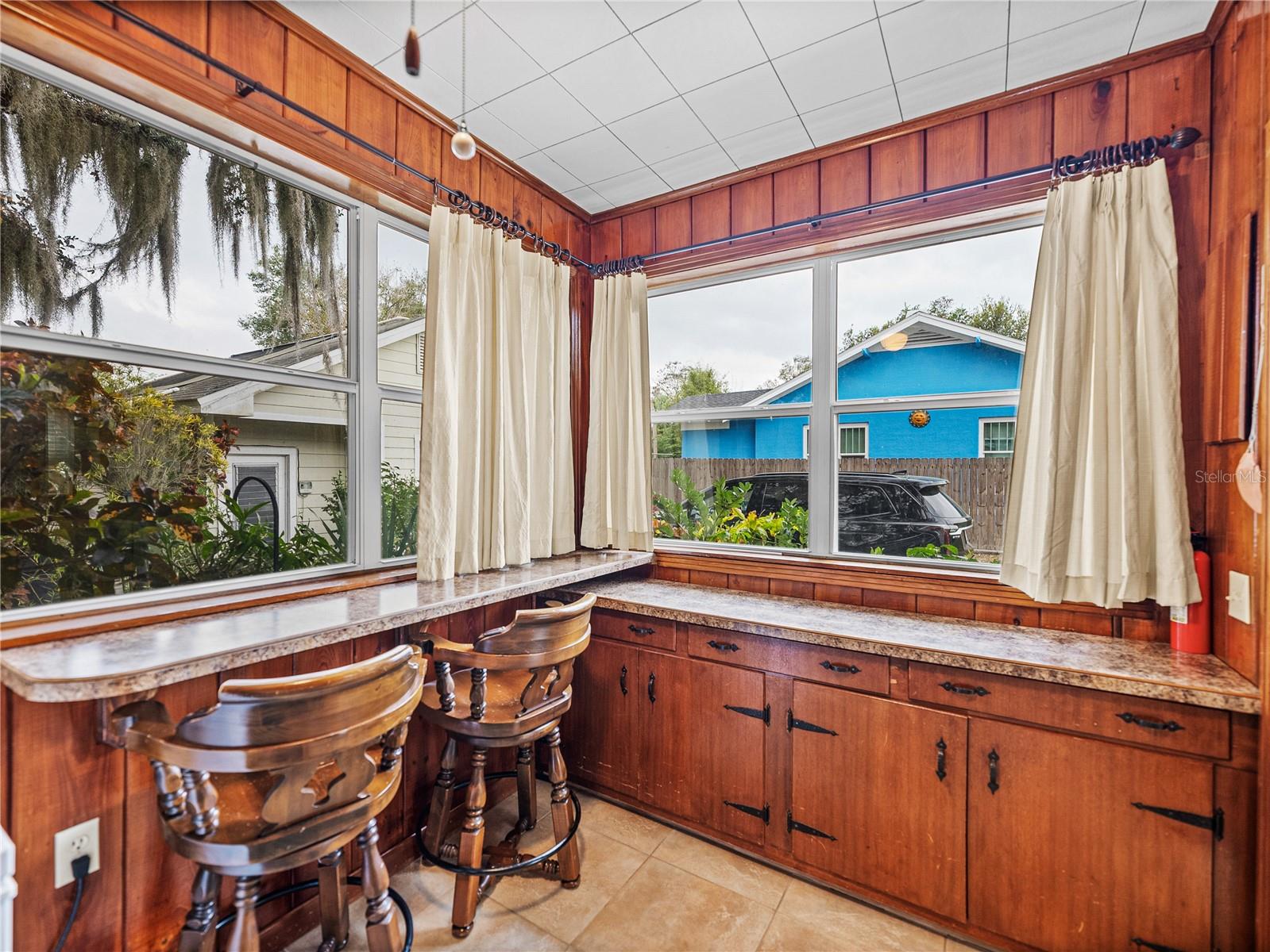 102 S LAKESHORE BLVD, LAKE WALES, FL, 33853