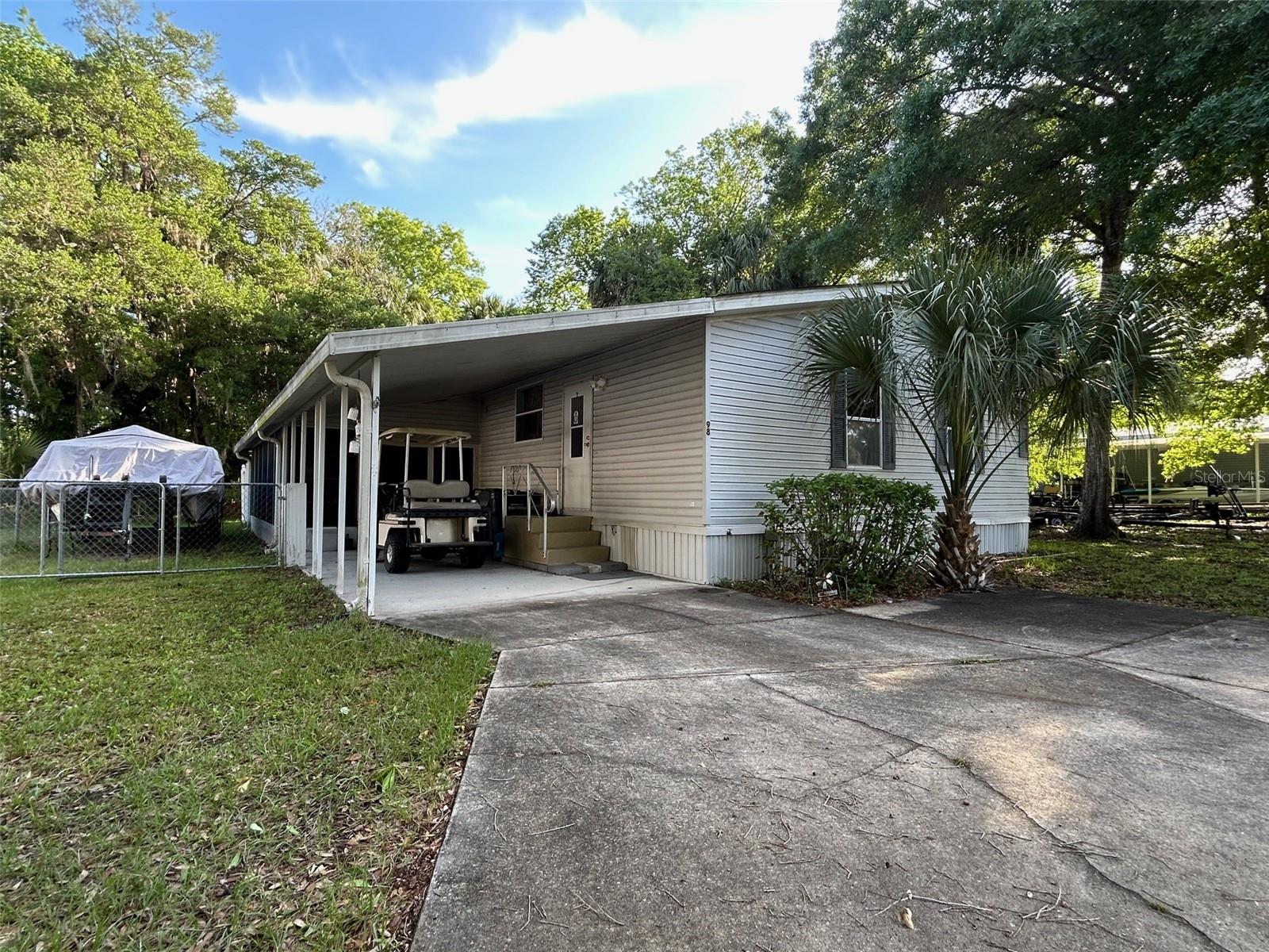 98 ROSALIE OAKS BLVD, LAKE WALES, FL, 33898