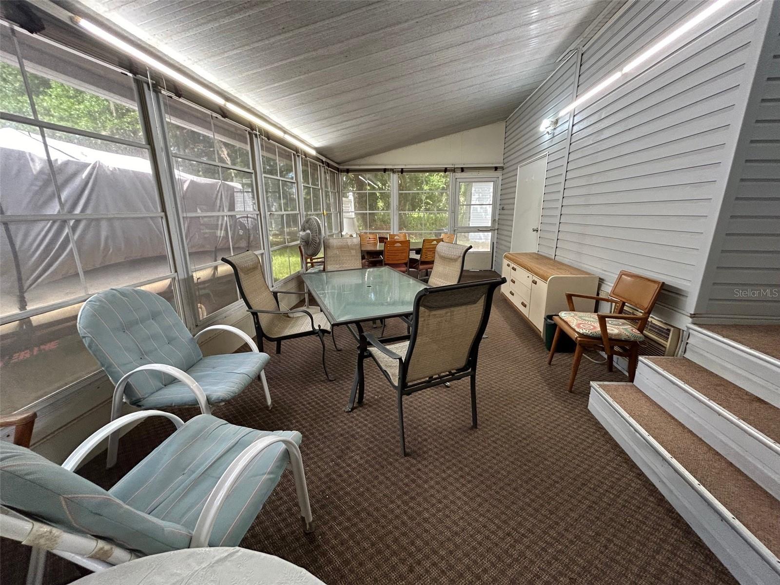 98 ROSALIE OAKS BLVD, LAKE WALES, FL, 33898