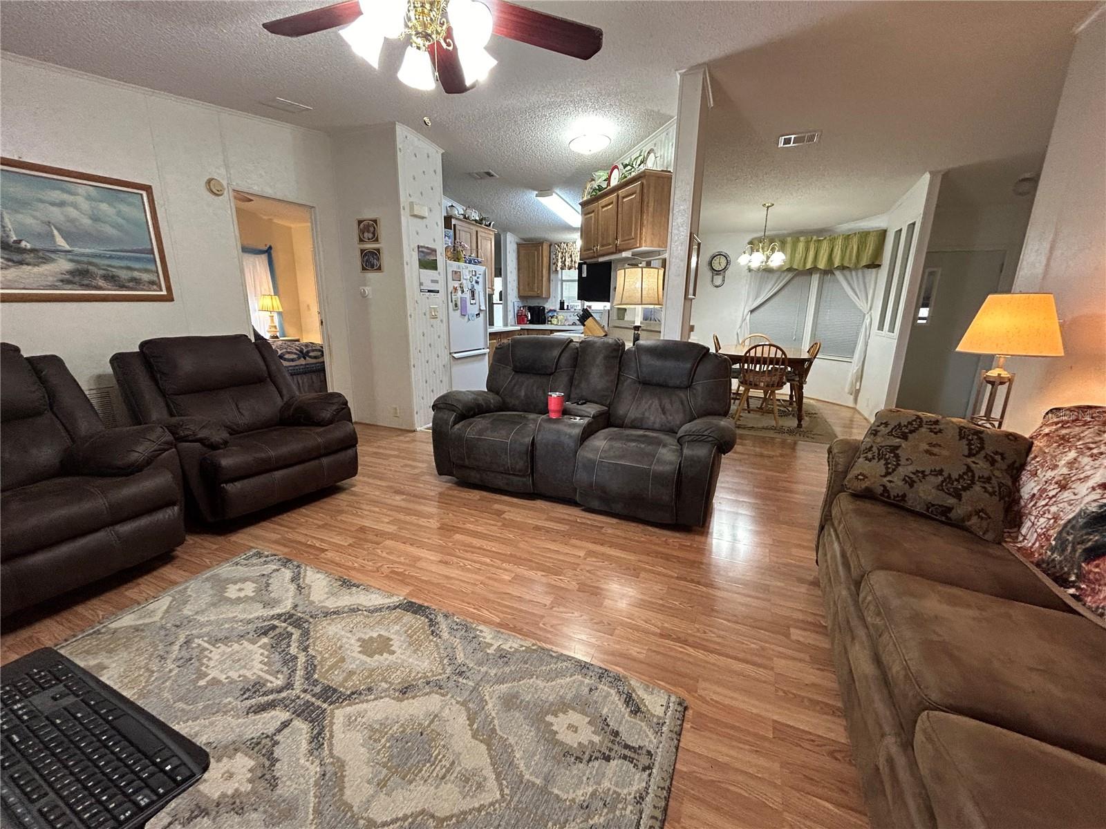 98 ROSALIE OAKS BLVD, LAKE WALES, FL, 33898