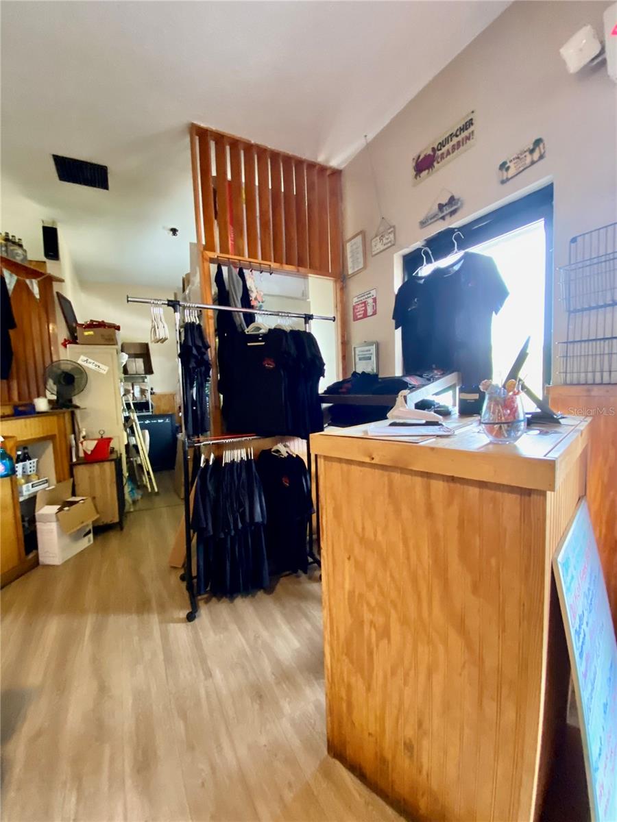 23525 STATE ROAD 40, ASTOR, FL, 32102