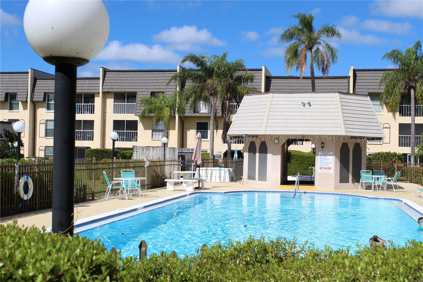 8693 BARDMOOR BLVD #207B, SEMINOLE, FL, 33777