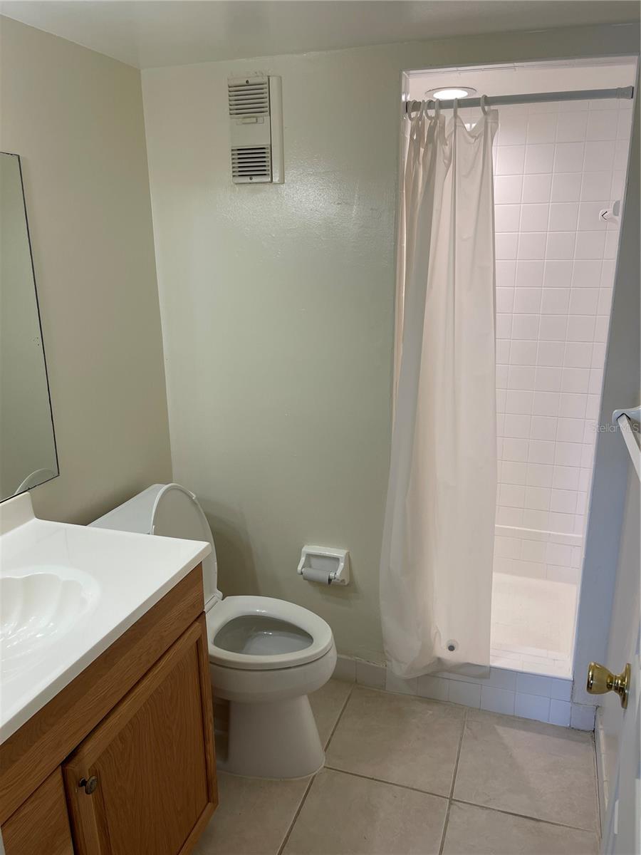 8693 BARDMOOR BLVD #207B, SEMINOLE, FL, 33777