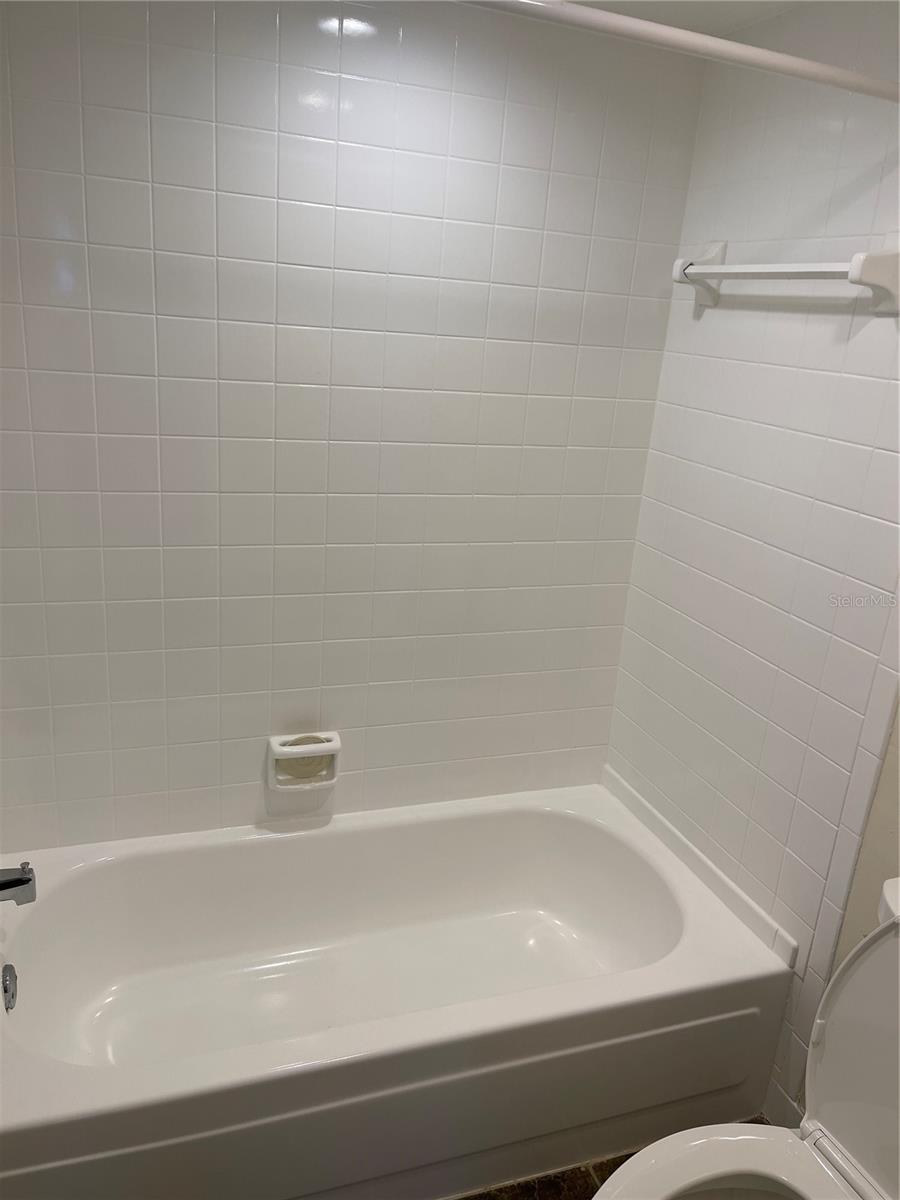 8693 BARDMOOR BLVD #207B, SEMINOLE, FL, 33777