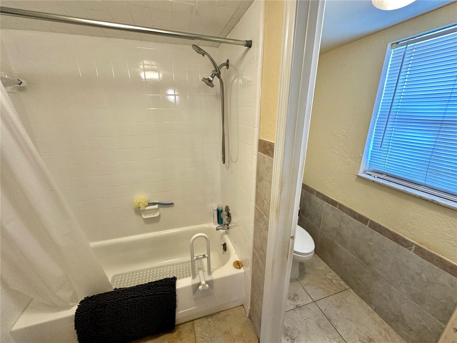 8304 BARDMOOR BLVD #17 (104), SEMINOLE, FL, 33777
