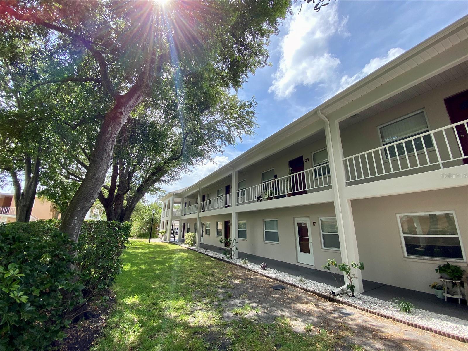 8304 BARDMOOR BLVD #17 (104), SEMINOLE, FL, 33777