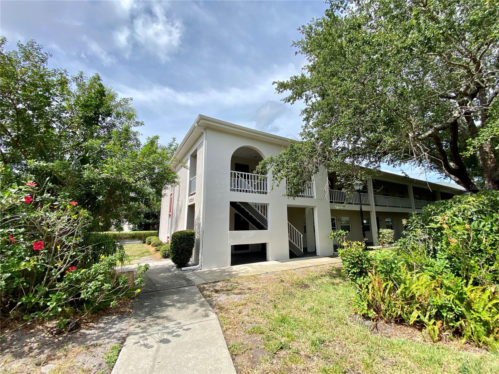 8304 BARDMOOR BLVD #17 (104), SEMINOLE, FL, 33777