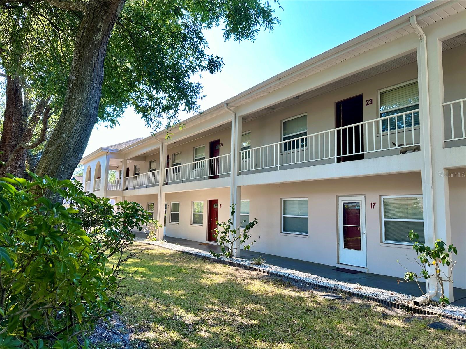 8304 BARDMOOR BLVD #17 (104), SEMINOLE, FL, 33777