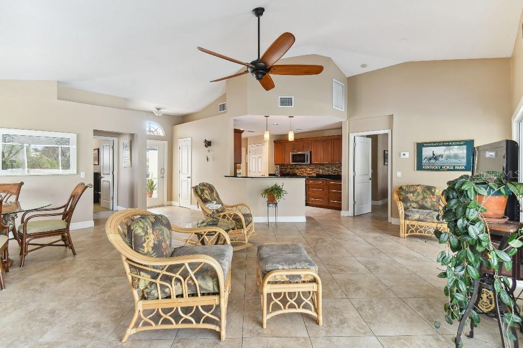 2031 KING TARPON DR, PUNTA GORDA, FL, 33955