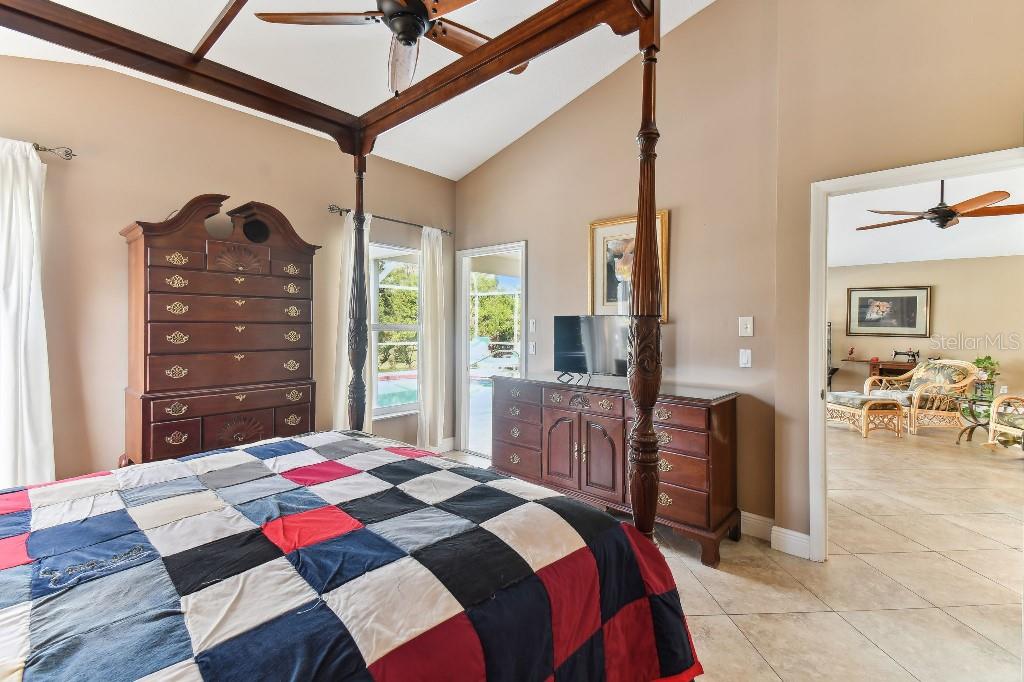 2031 KING TARPON DR, PUNTA GORDA, FL, 33955