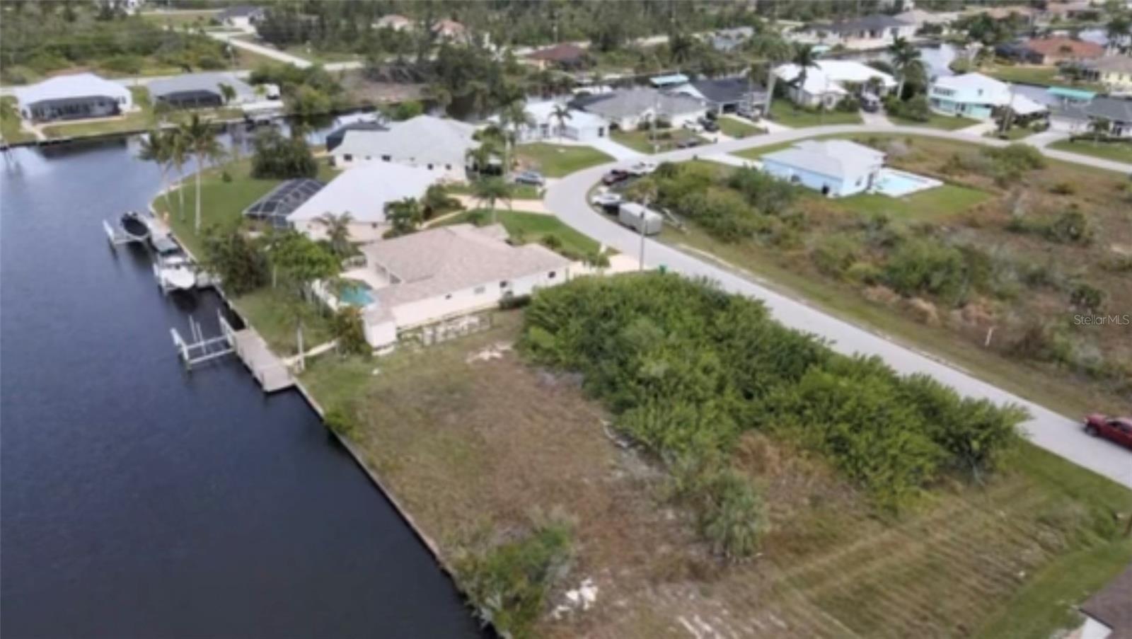 15442 MCCOMB CIR, PORT CHARLOTTE, FL, 33981