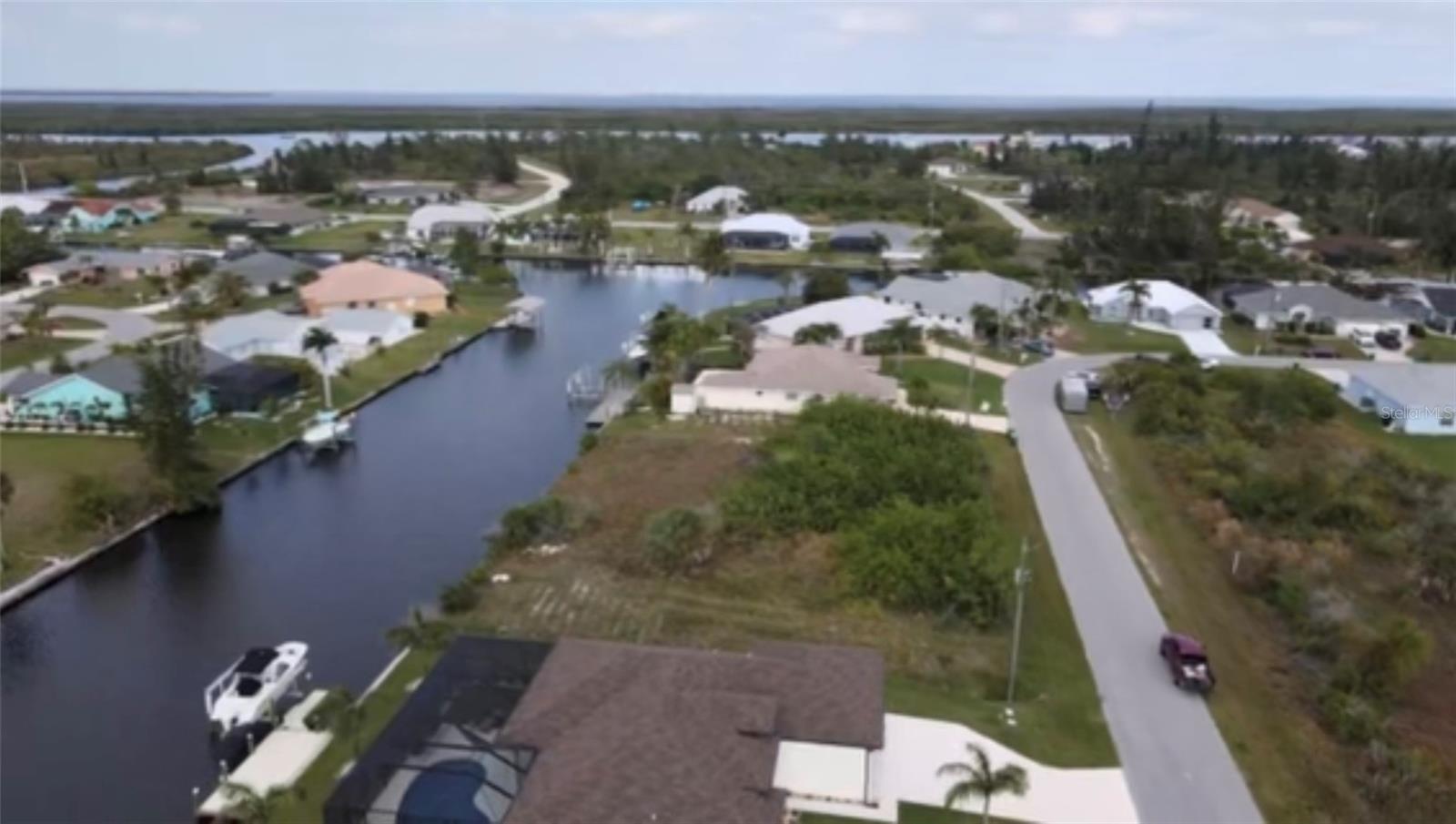 15442 MCCOMB CIR, PORT CHARLOTTE, FL, 33981
