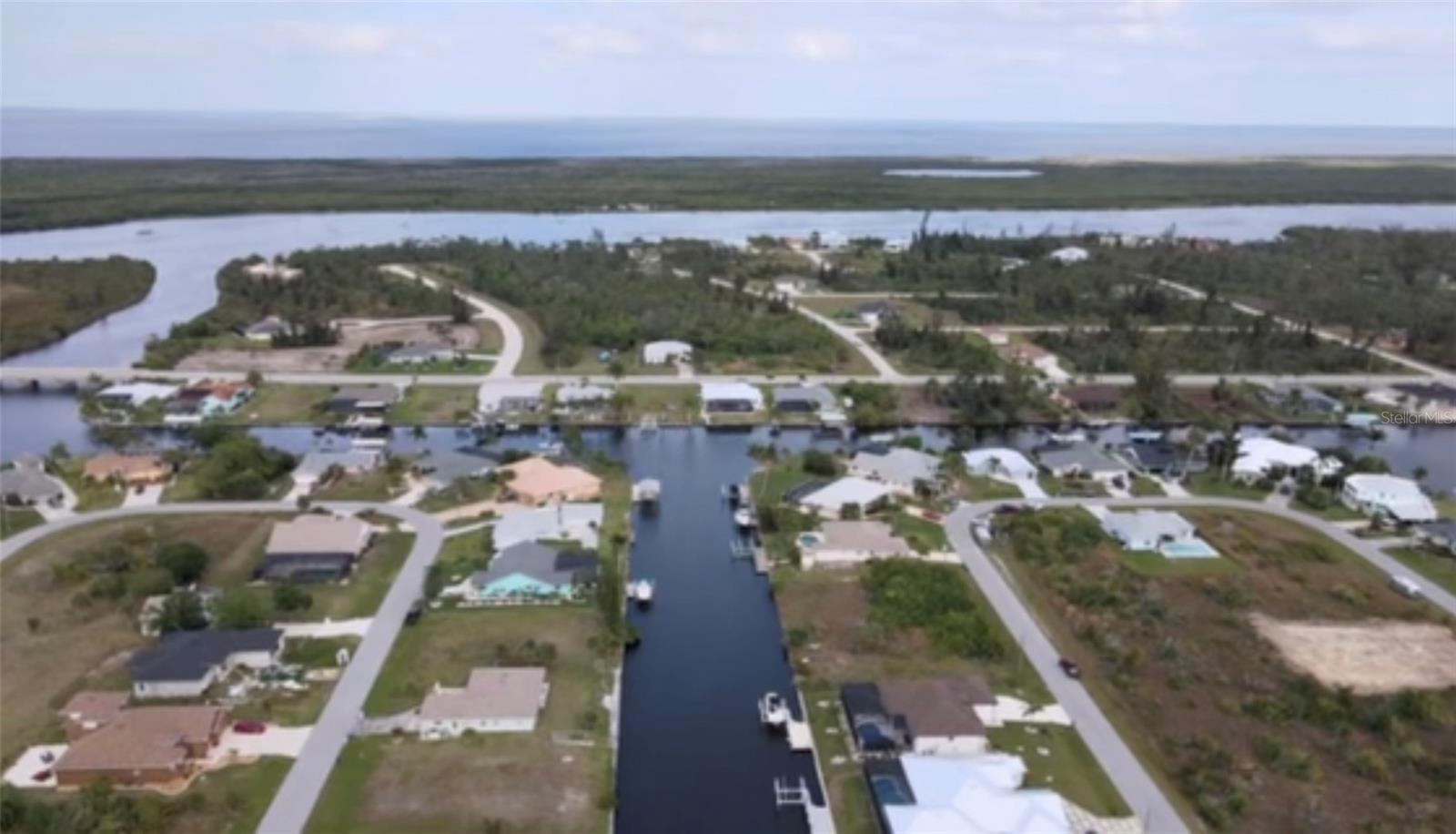 15442 MCCOMB CIR, PORT CHARLOTTE, FL, 33981