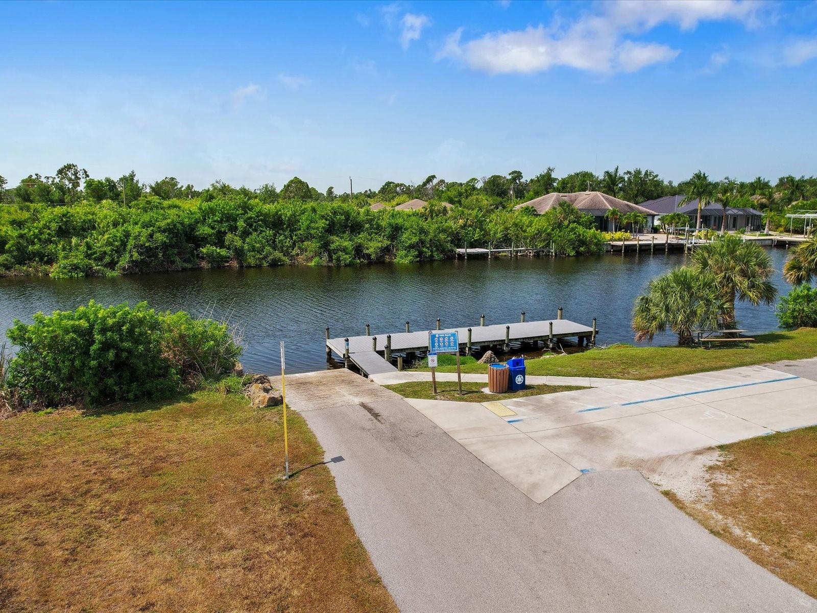 15442 MCCOMB CIR, PORT CHARLOTTE, FL, 33981