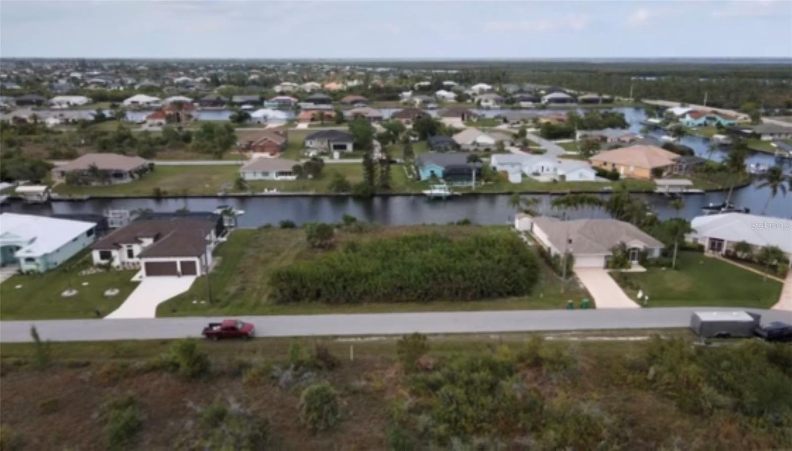 15442 MCCOMB CIR, PORT CHARLOTTE, FL, 33981