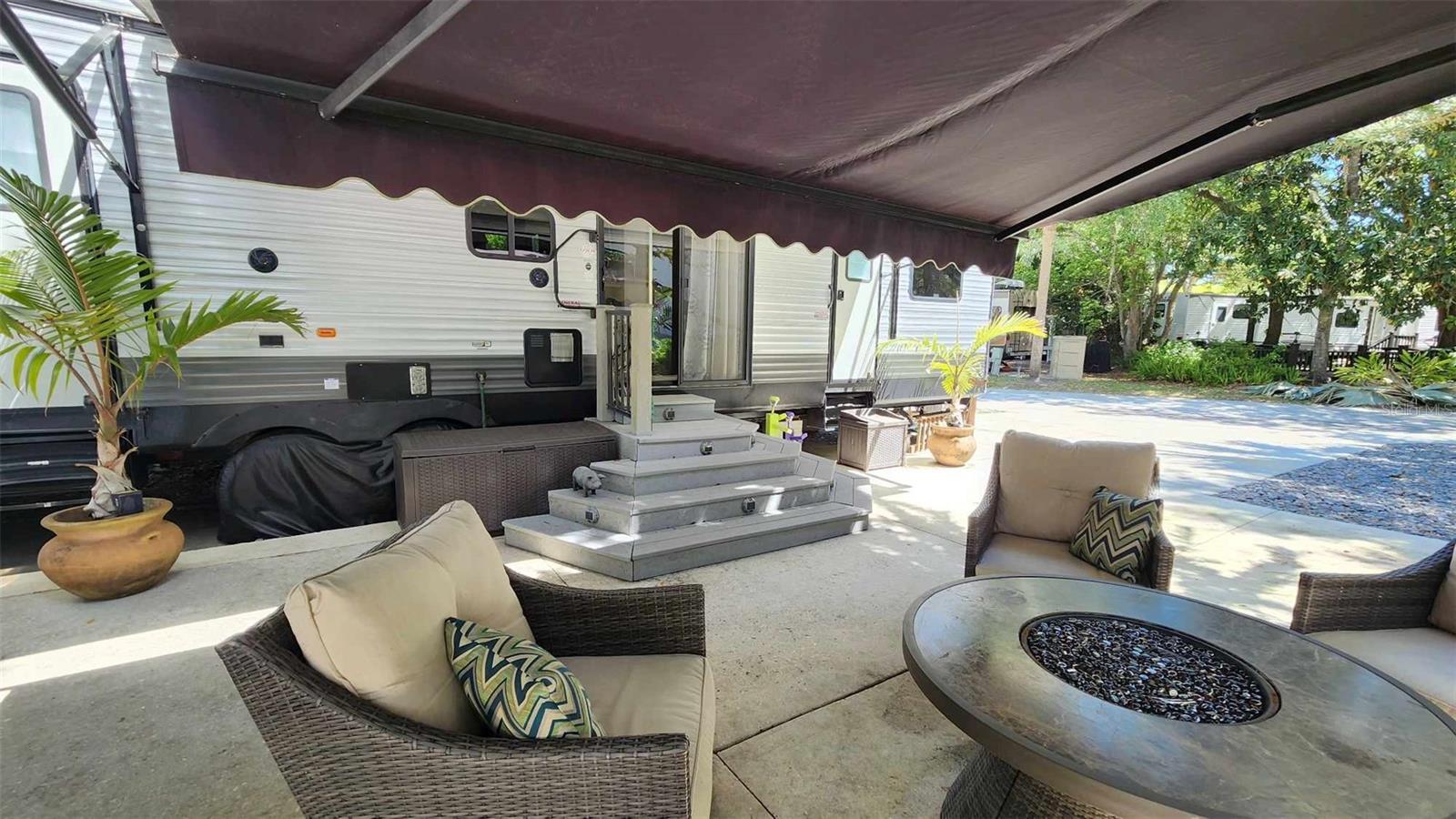 159 HORSESHOE BND, LAKE WALES, FL, 33898